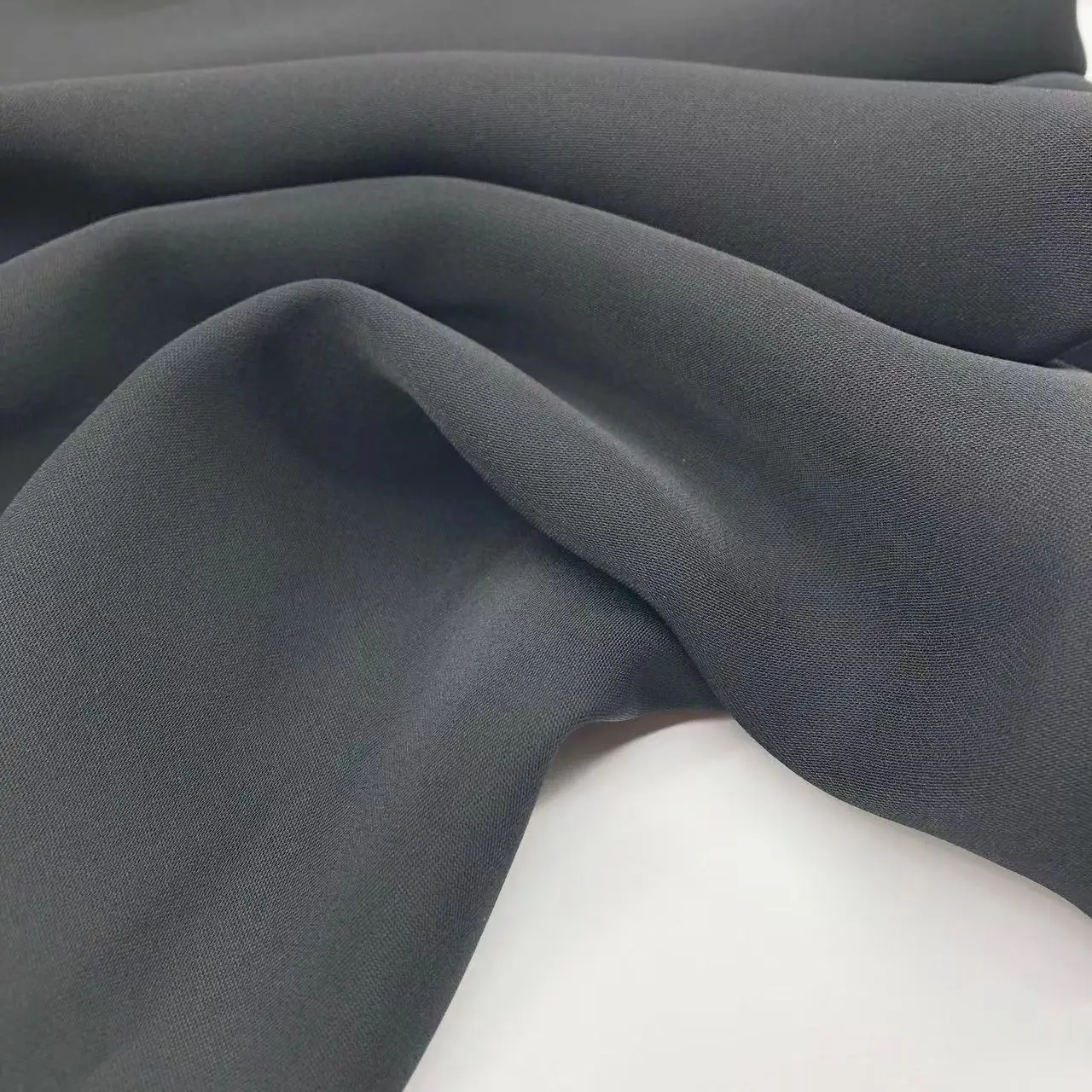 High Quality Soft Arabic Thobe Polyester Viscose Fabric Plain Shirt Fabric Arab Thobe Fabric