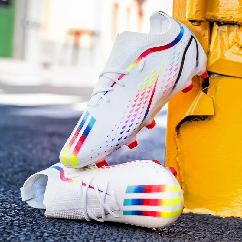 Factory Wholesale  Cheap  Football Shoes Cheaper Sepatu Bola Indoor Soccer Shoes For Men