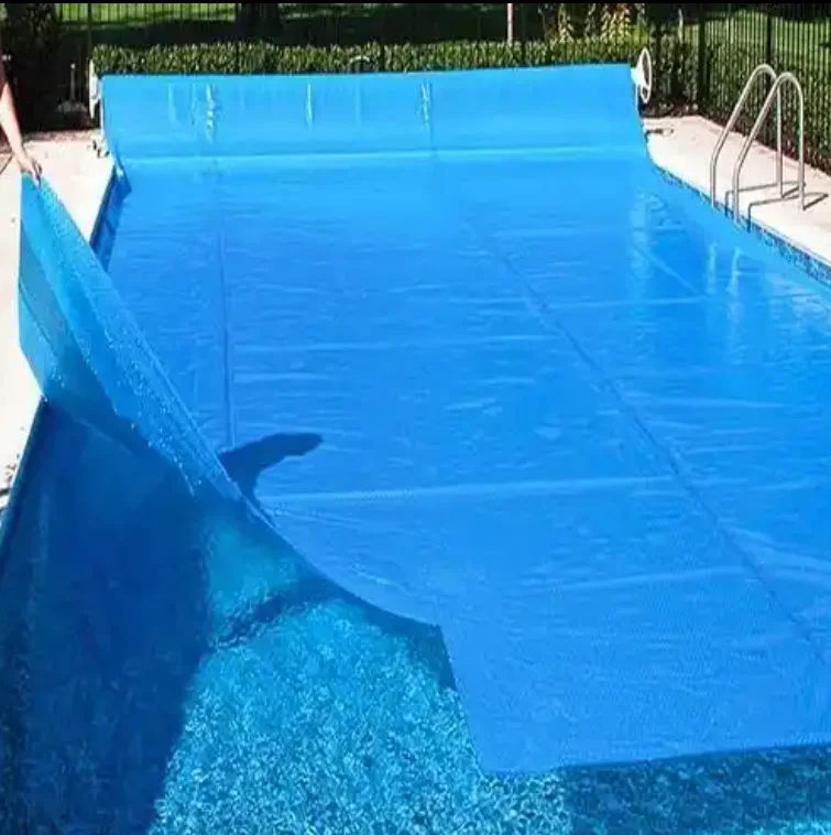 High Quality Silver Blue Swimming Pool cover  bubble foam automatic swimming pool solar cover