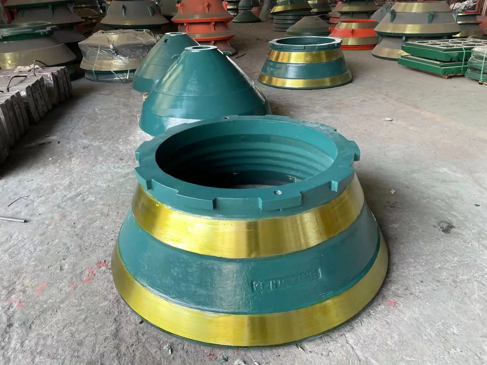 Steel Factory Cone Crusher Wear Parts Machine Parts Mantle and Concave High Manganese Bowl Liner Manufacture China 1 Piece Jaw