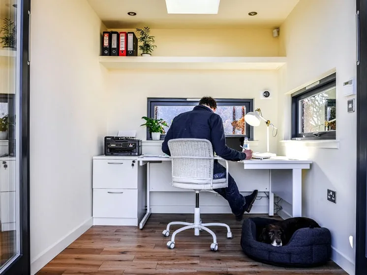 Tiny villa office house easy assemble 20ft 40ft moving container prefabricated cabin