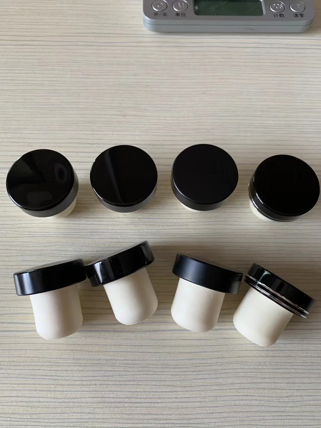 AVERTAN Manufacturer Wholesale High Quality Synthetic Cork Bottle Stopper for Whisky Tequila Liquor Wine Bottles Cork