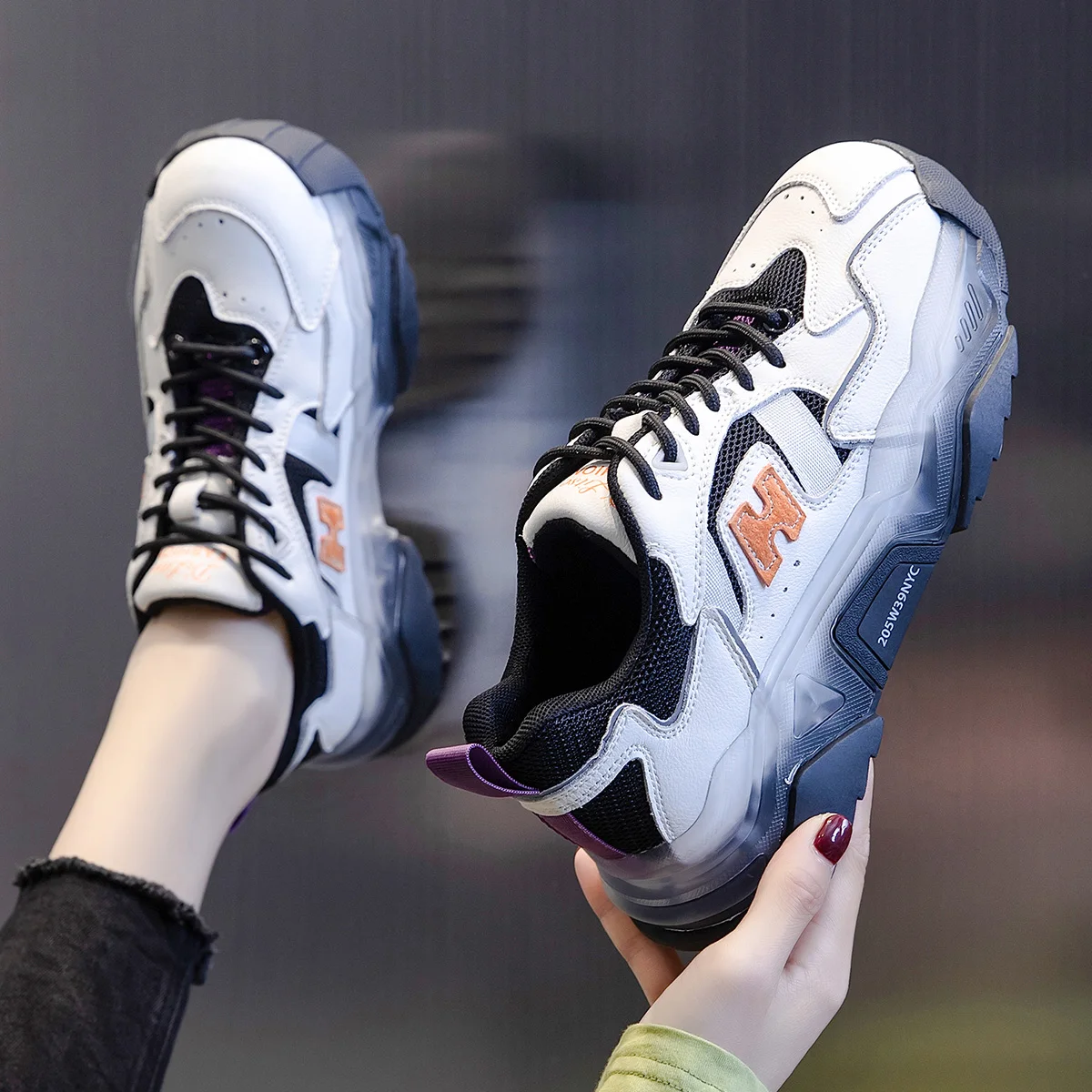 Light Weight Spike Shoes High Speed Sprint Spikes Shoes Field Sport Track Shoes with Spikes Fashion Wholesale Men Summer Winter