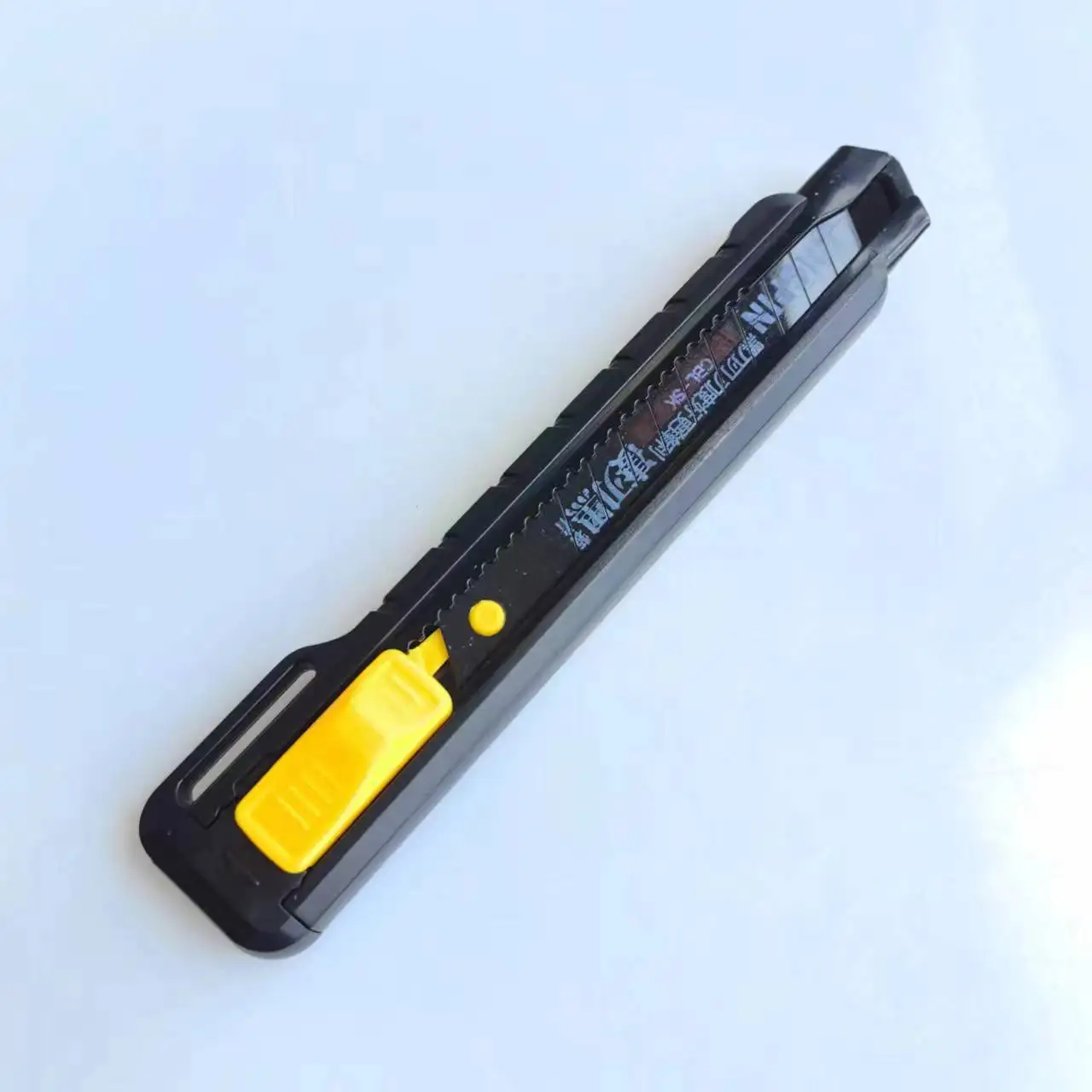 Hot Sale 18mm Knorr Alfedo Support Customized Logo Paper Utility Knife SK Blade Cutter Knives