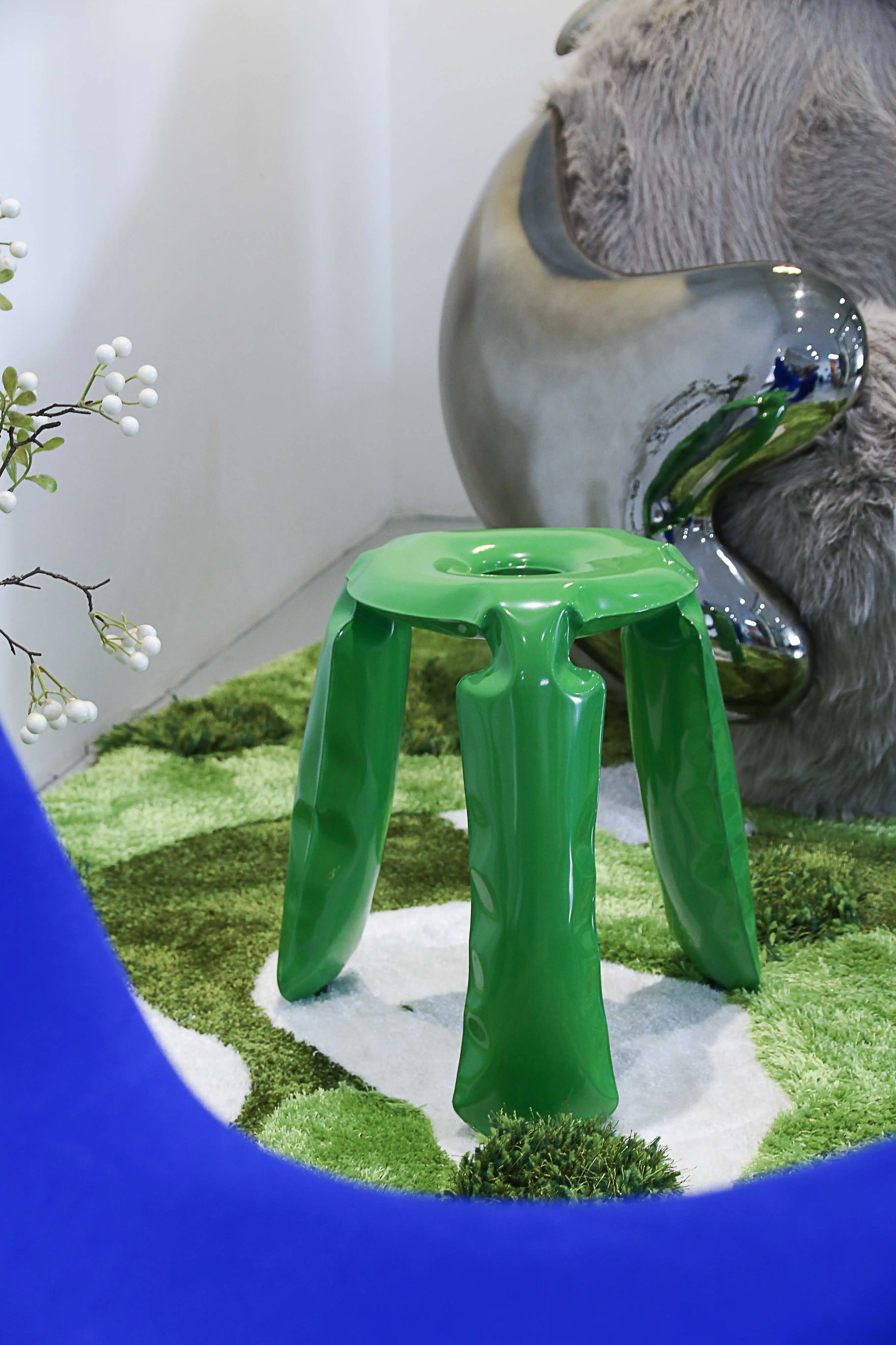 Designer choice Stainless steel bubble air Chair Fancy modern chair for POP store chairs