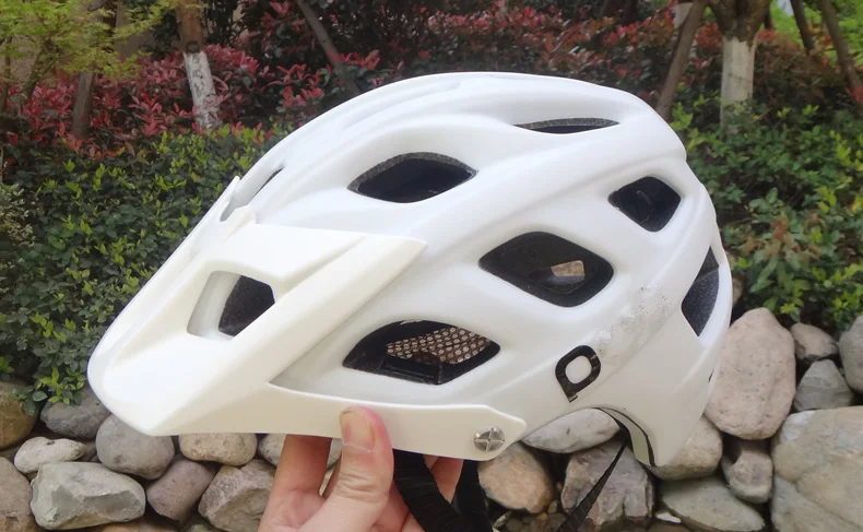 Helmet Gear Outdoor Lightweight FAST Paintball CS SWAT Riding helmet