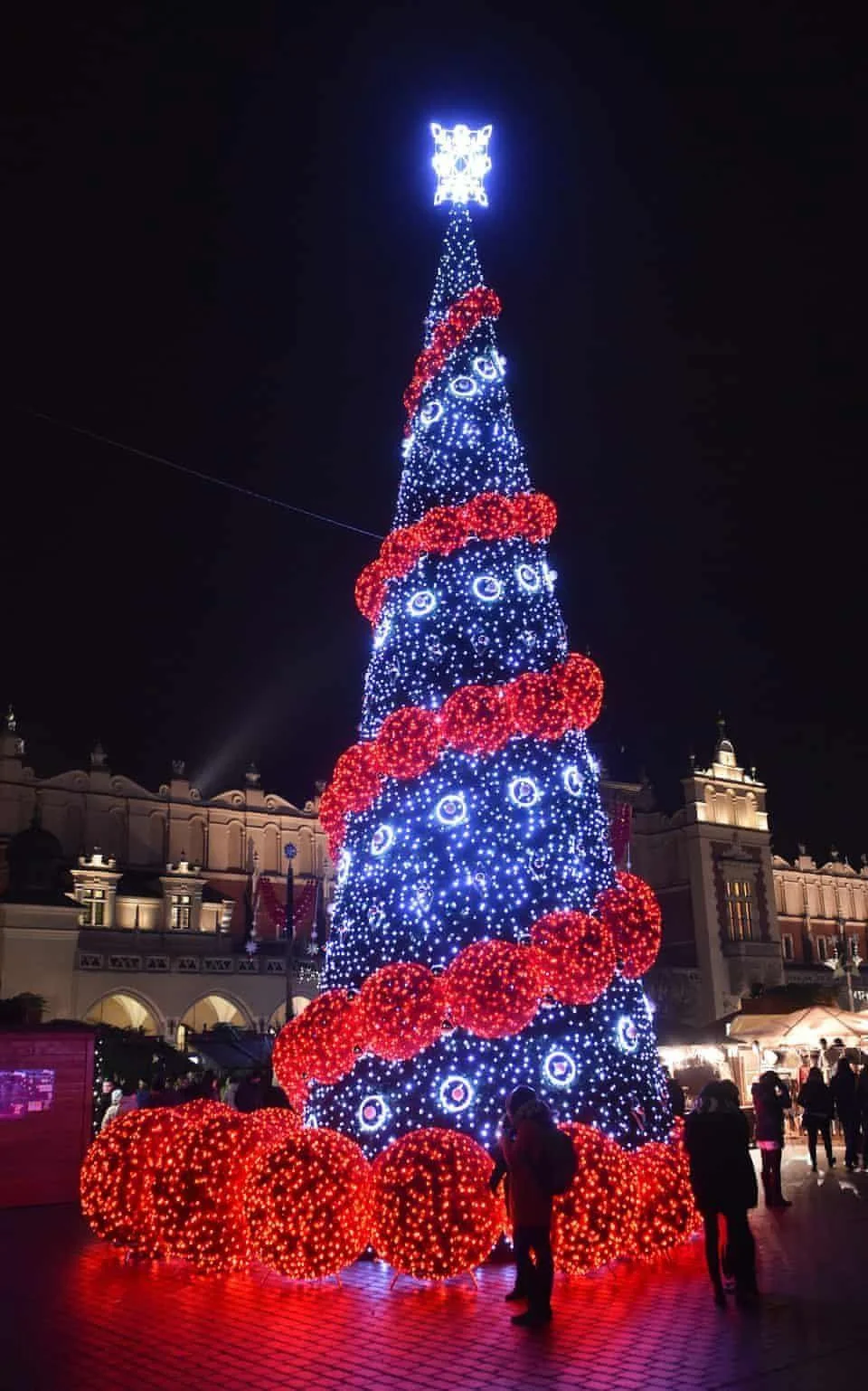 KG Xmas In Stock arboles de navidad gigantes Huge Pre-lit  Christmas Tree 3M 5M 10M Large Christmas Tree For Shopping Mall