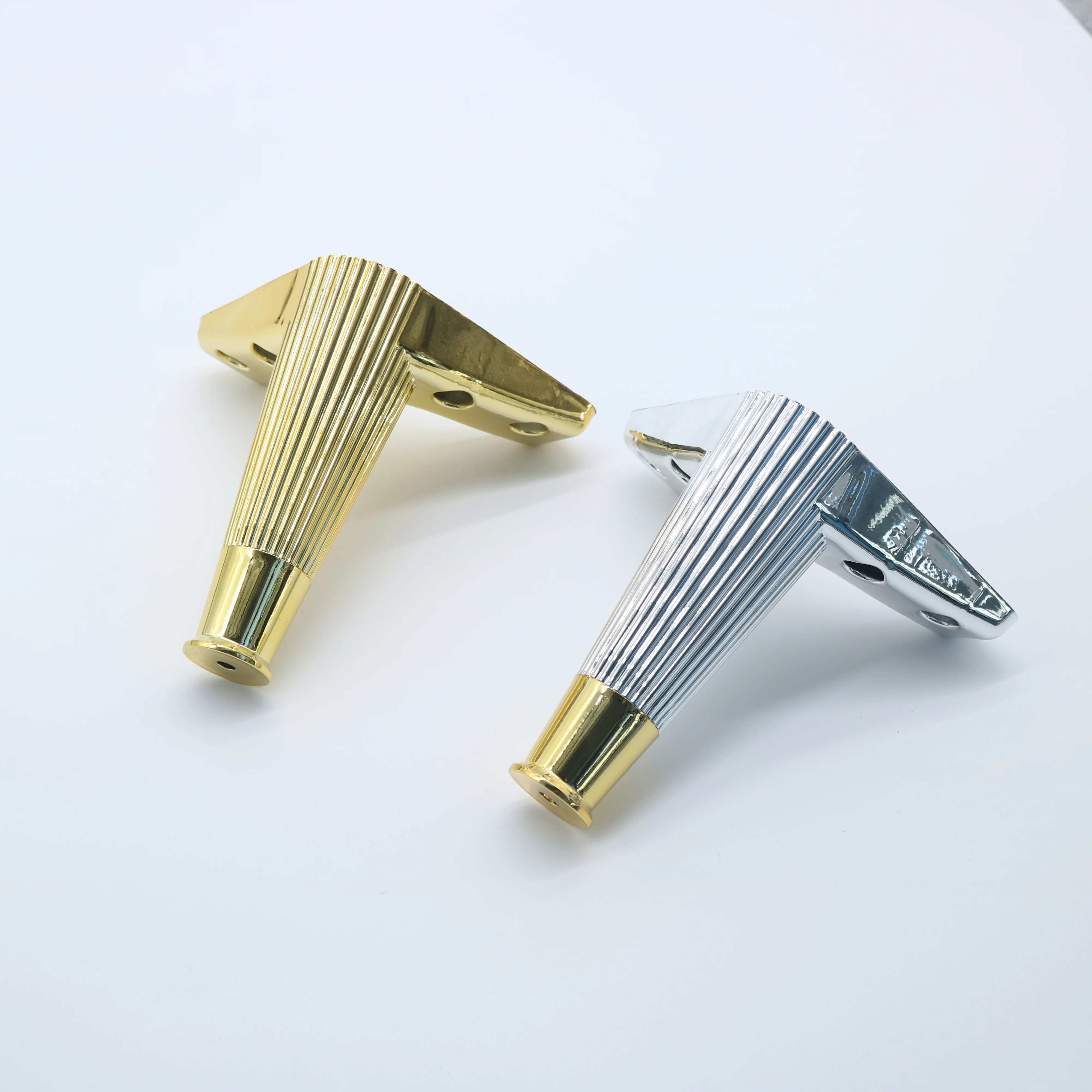 Wholesale Metal Fashion Rose Gold Sand Hair Leg Hardware Modern Gold Foot Heavy-Duty Table Legs Corner Sofa Legs