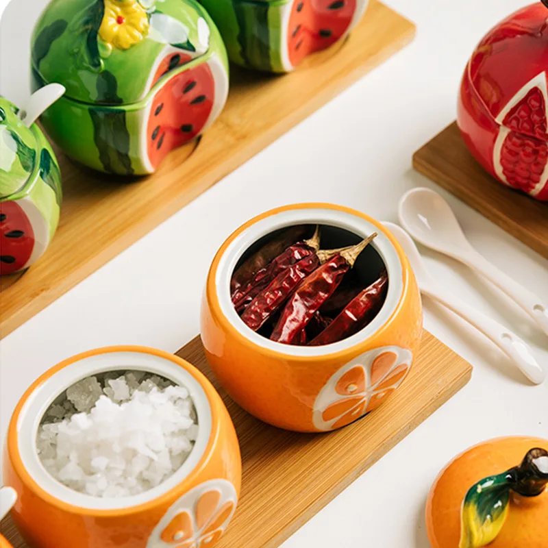 Creative Japanese Kitchen Supplies Orange Ceramic Seasoning Bottle Seasoning Box Seasoning