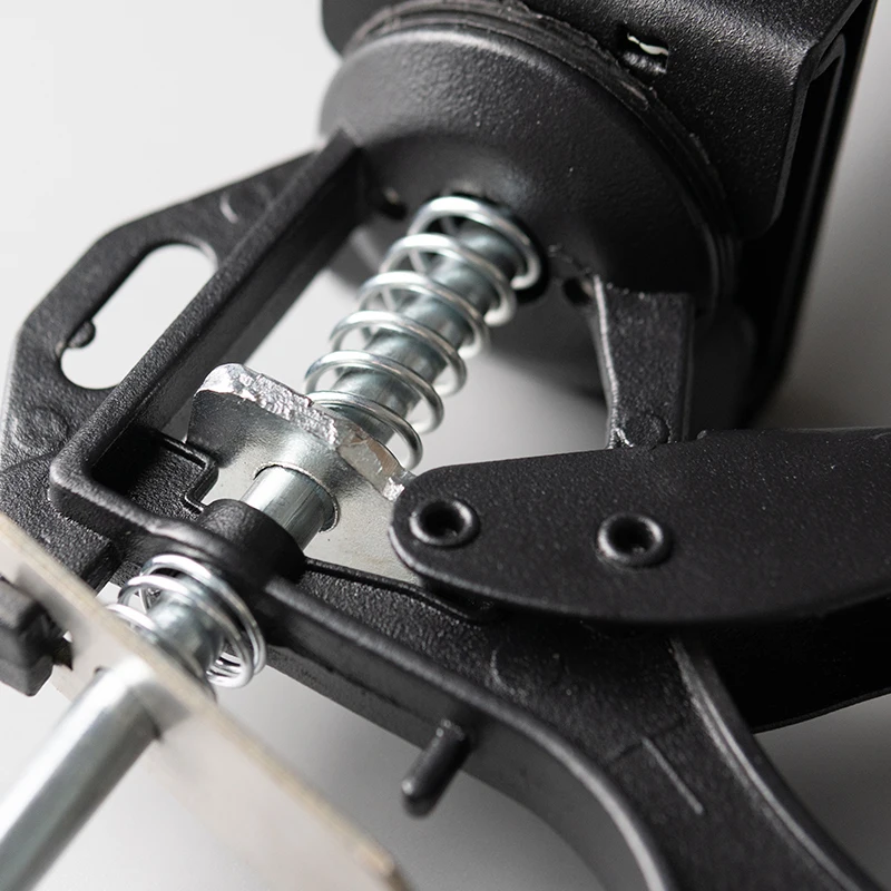 New style anti-drip manual silicone gun