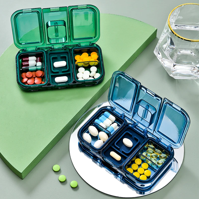 2022Wholesale clear plastic tablet cutting box for home and travel  pill storage