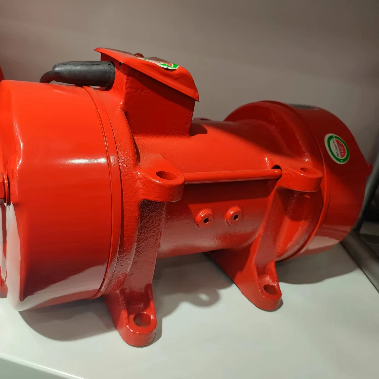 JUQIANG 2.2KW Gearbox concrete vibrator vibration table motor vibrator motor price