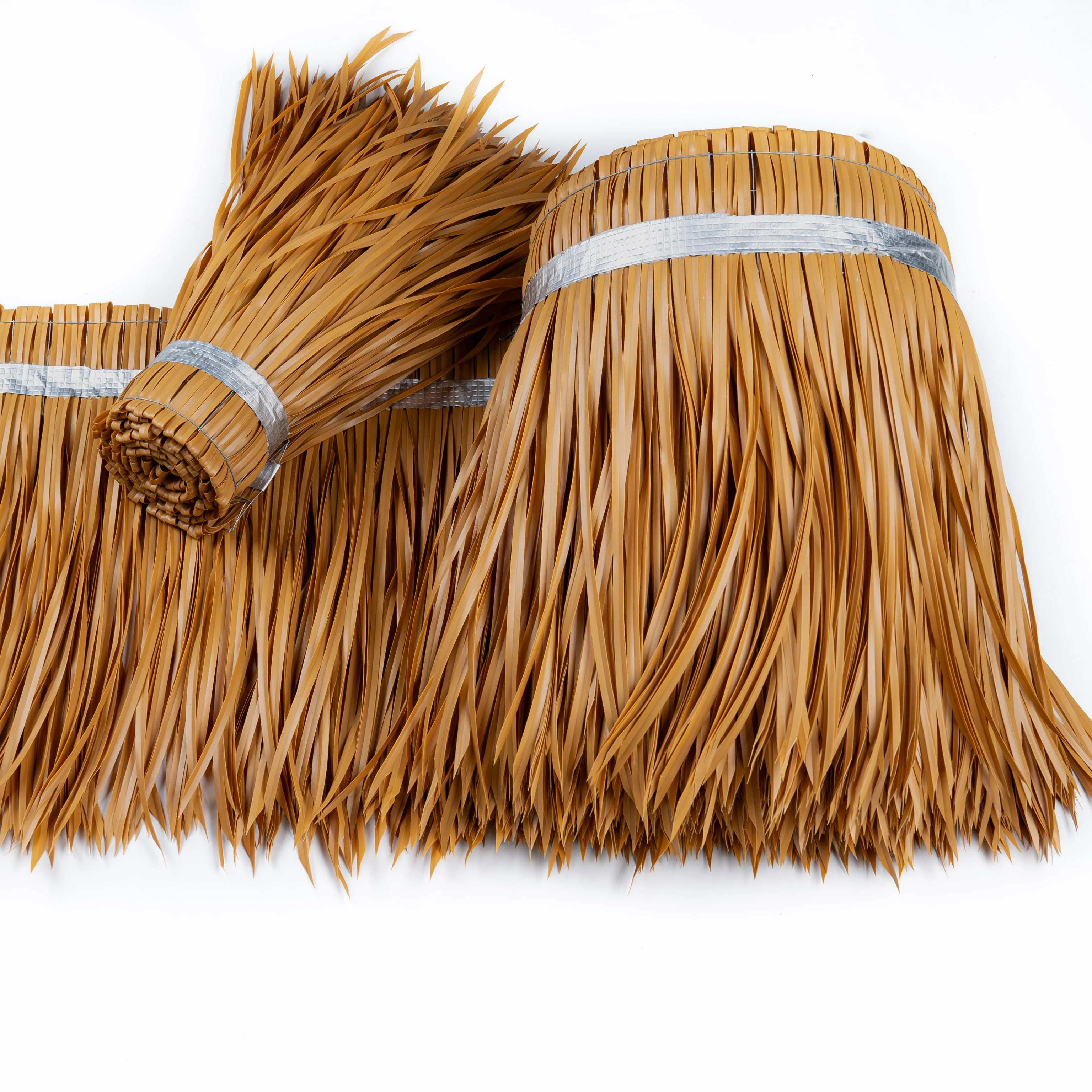 Good Quality Ecofriendly Fire Resistant Pe Pvc Thatch Roof Synthetic Plastic Artificial Thatch Roof Tiles