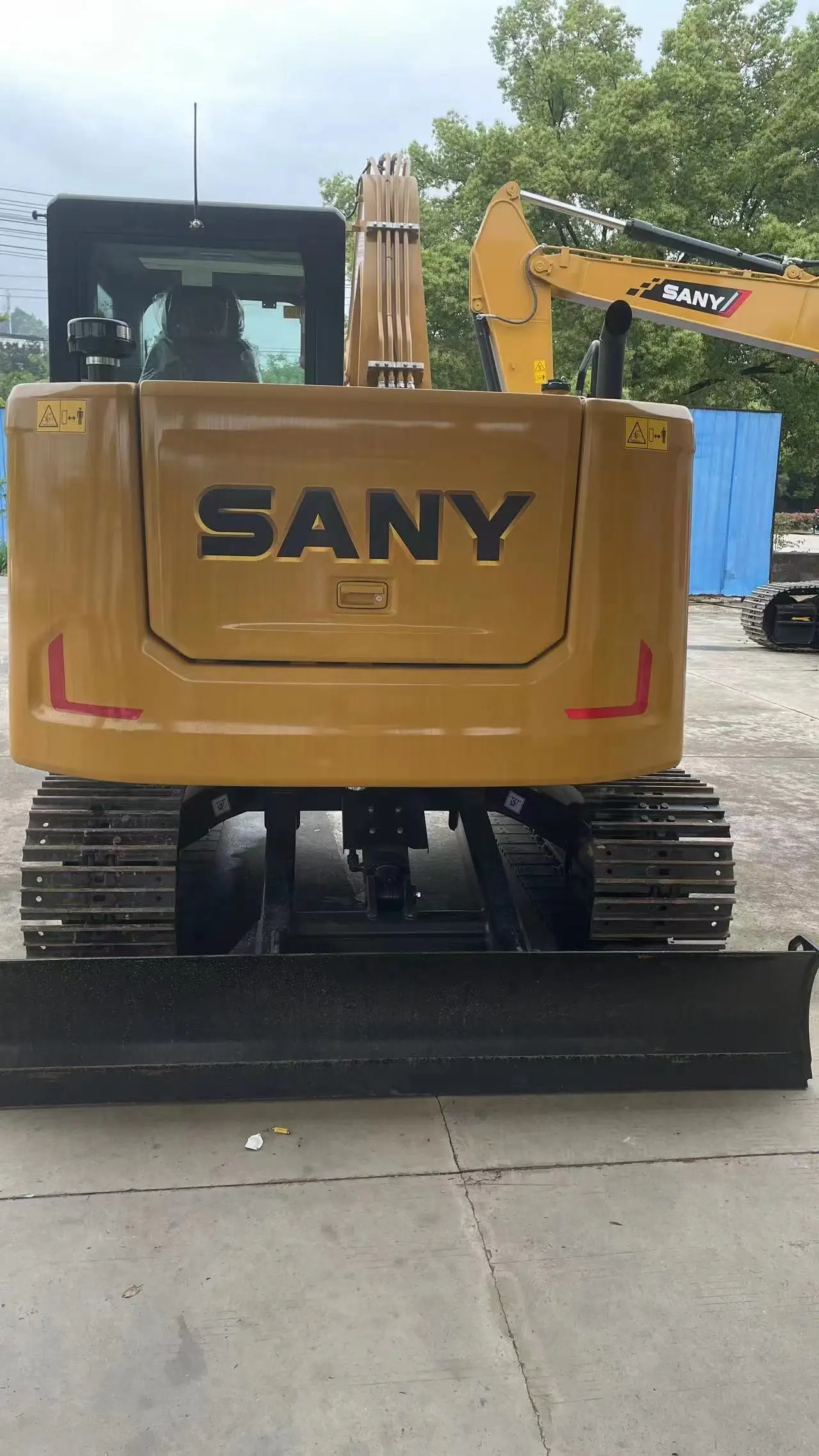 Used SANY 75c  excavator  7 ton hydraulic crawler sany 155c sany 215c medium excavator in stocks