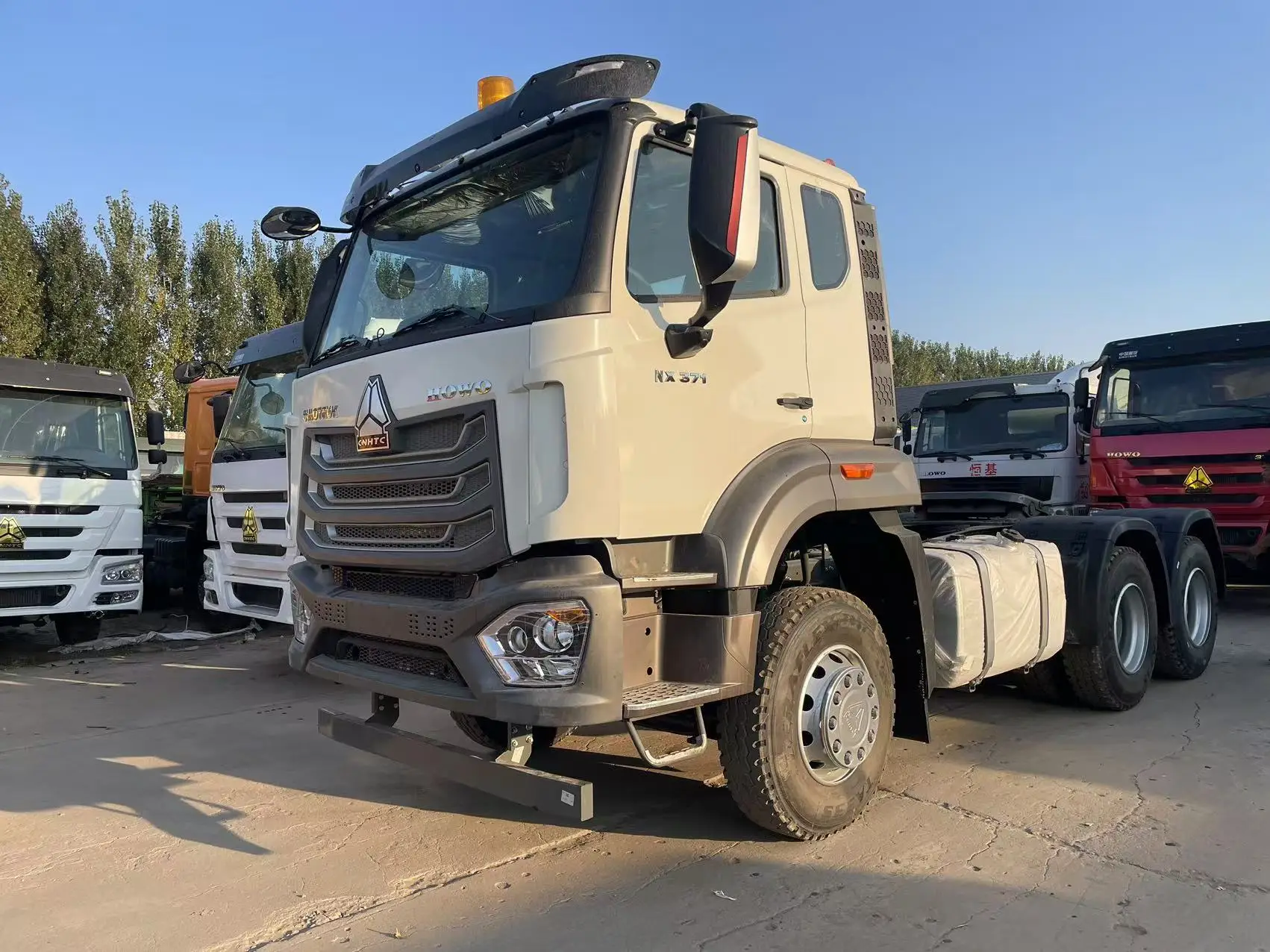 Тягач Sinotruk Howo 6x4 10 Wheeler howo NX 371hp грузовик с головкой Prime Mover