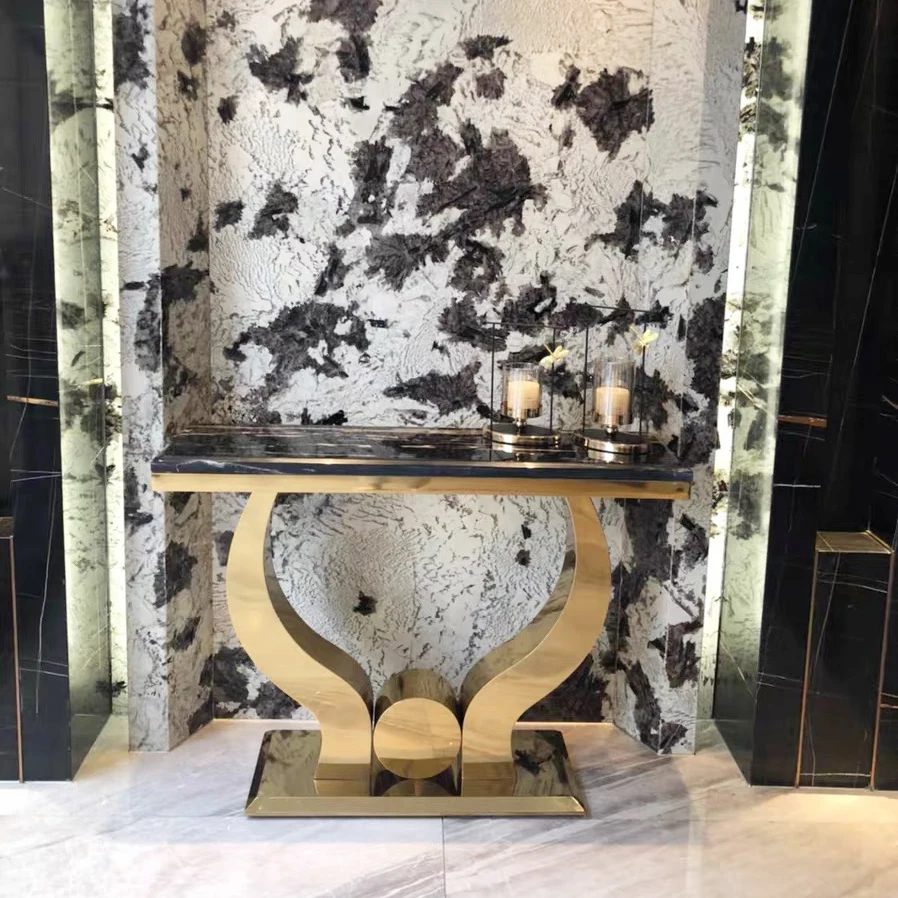 Простой консольный стол с мраморной поверхностью черный золотой металлический