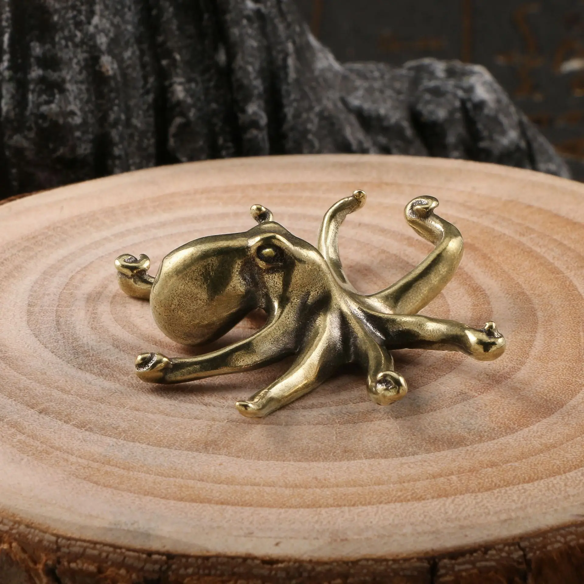 Creative octopus brass ornaments Octopus decoration marine animal crafts