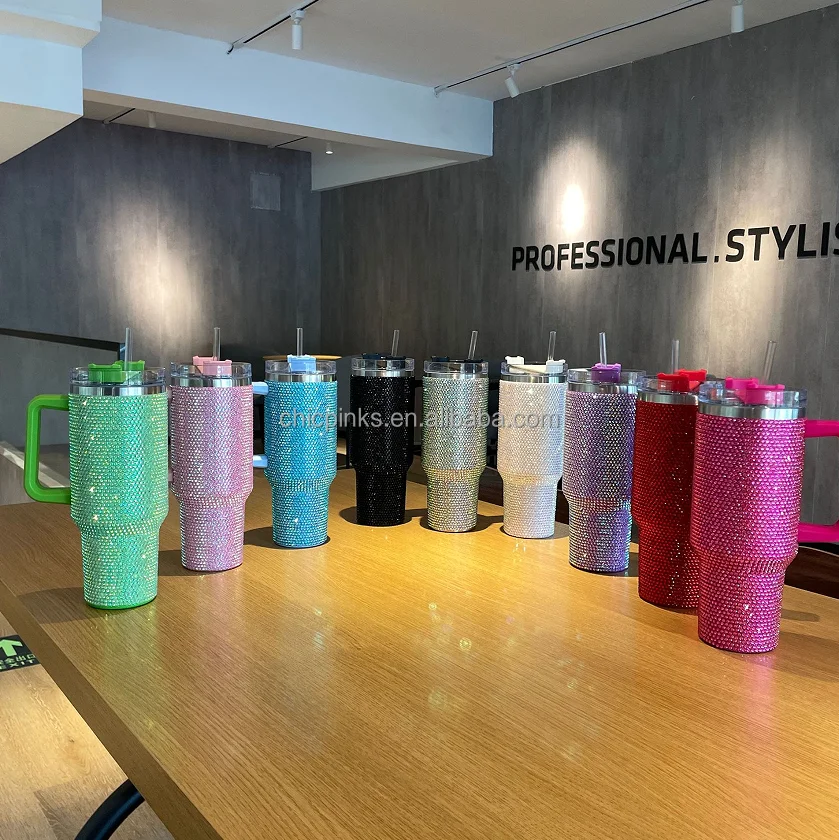 Wholesale Premium Rhinestones Tumbler Stainless Steel Mug Cup Pattern 40 oz Cup with Handle and Straw