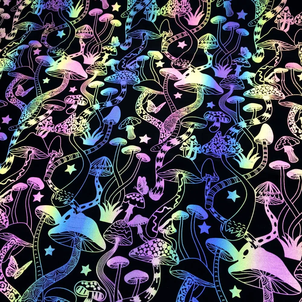Оптовая продажа серебристая Радужная Переливающаяся яркая эластичная ткань из полиэстера и спандекса с принтом в виде грибов светоотражающая для