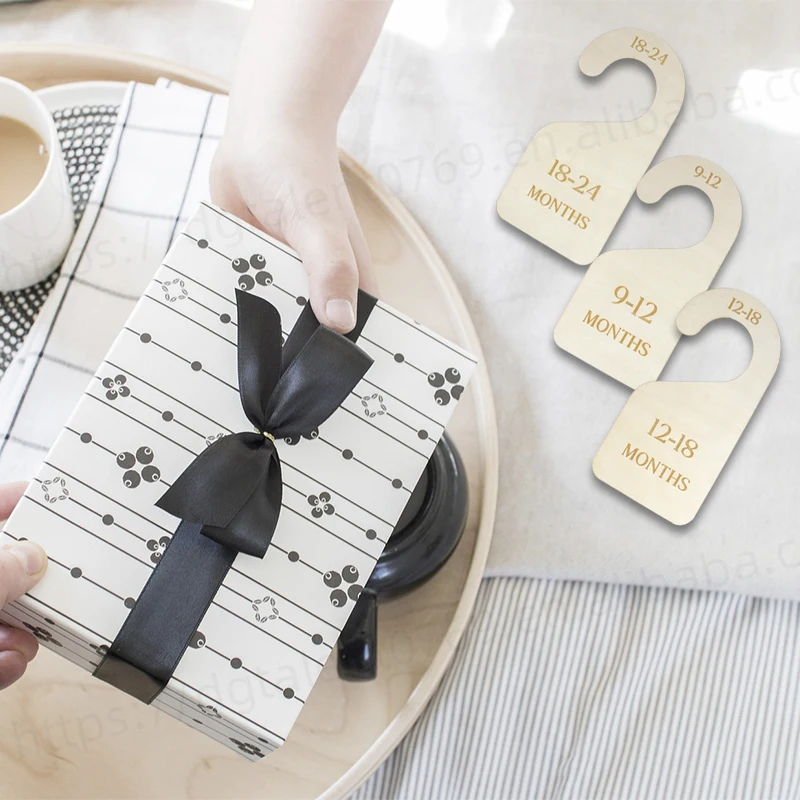 Tailai Wood Monthly Milestone Photo Card Baby Milestone Announcement Cards  Wood Milestone Discs Hello World Birth Sign Wooden