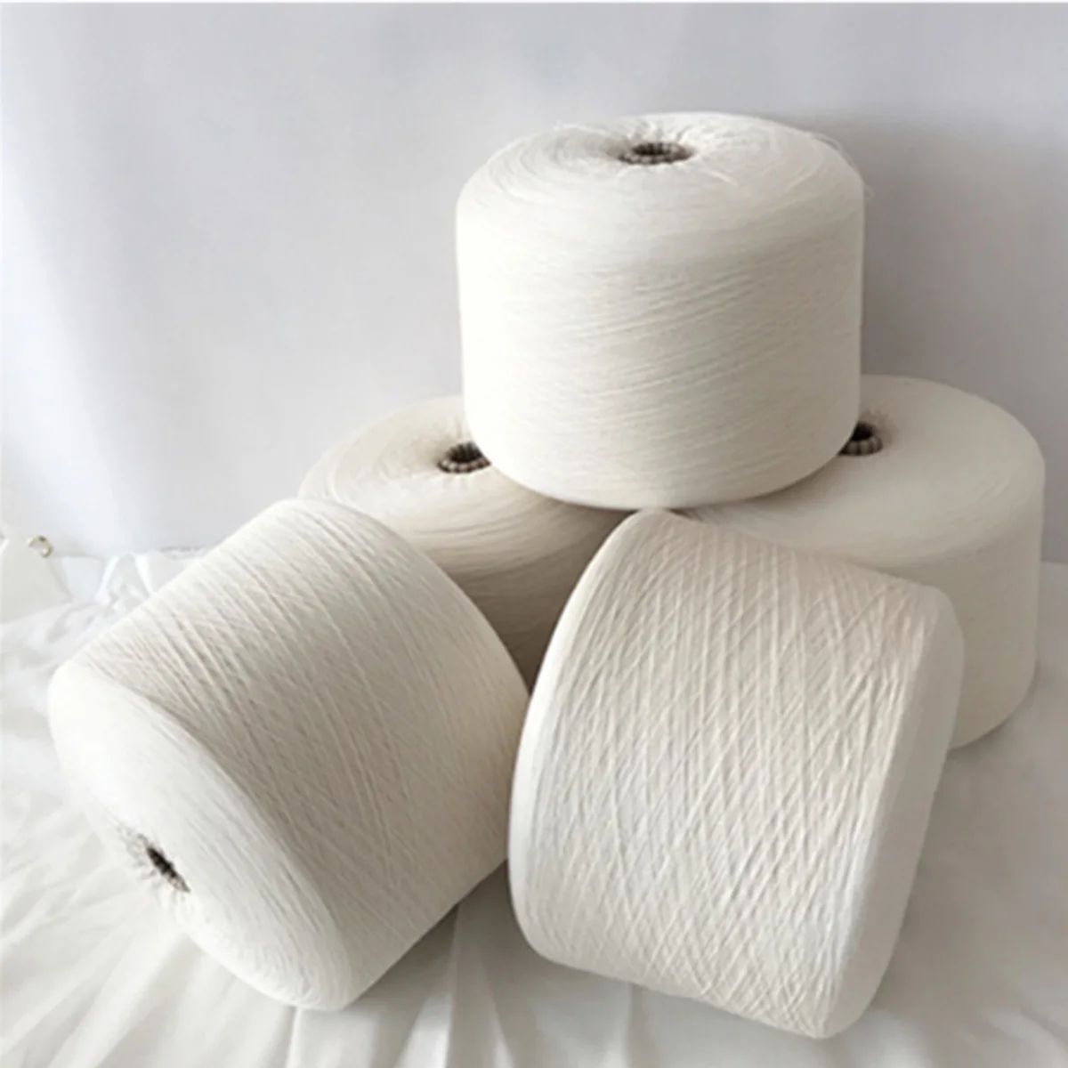 Charmkey hot sale raw white 100% cotton combed cotton yarn 80S /2 (62506493058)