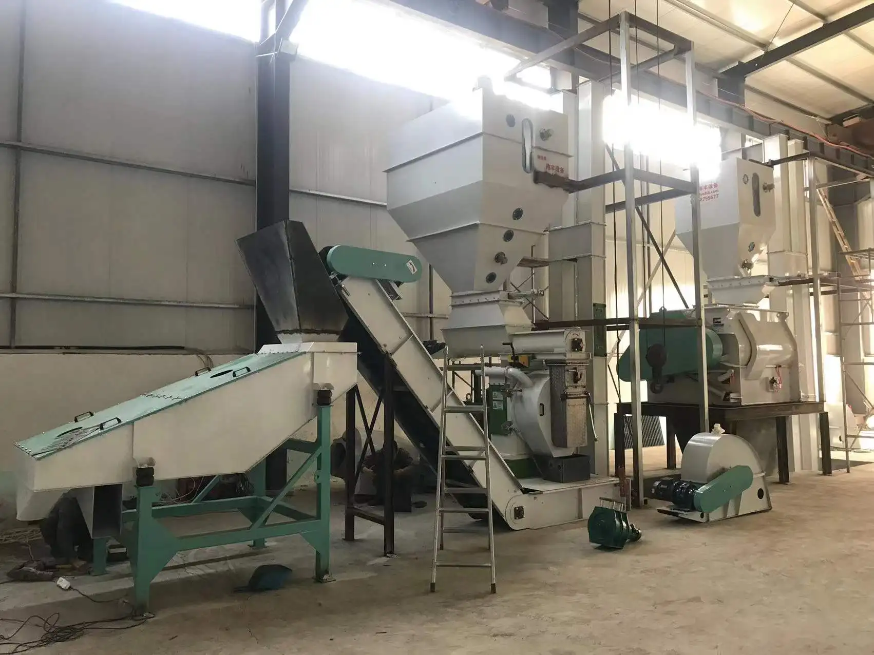 High quality 1000kg/h bentonite cat litter pellet mill cat litter pellet production line