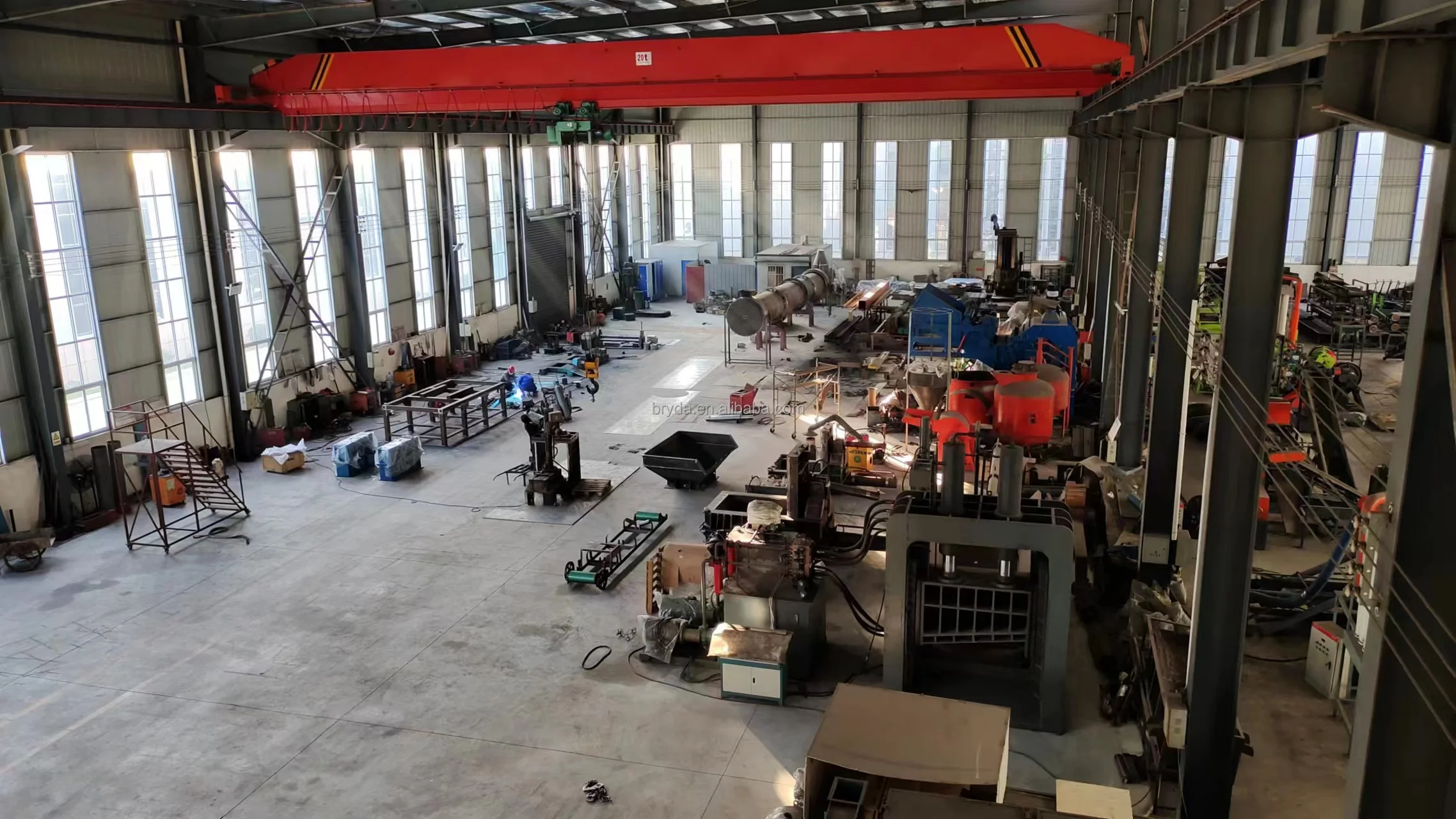 Jaw crusher with high crushing efficiency