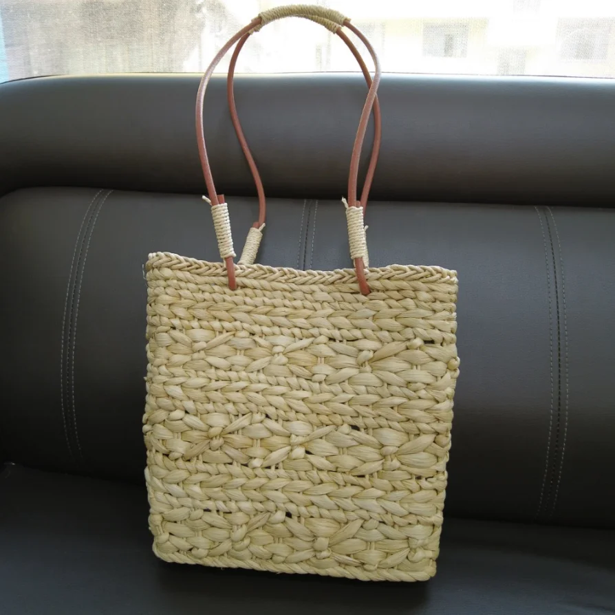 New Corn Husk Hand Woven Straw Bag Summer Beach Straw Bags Long Handle Bucket Handbag