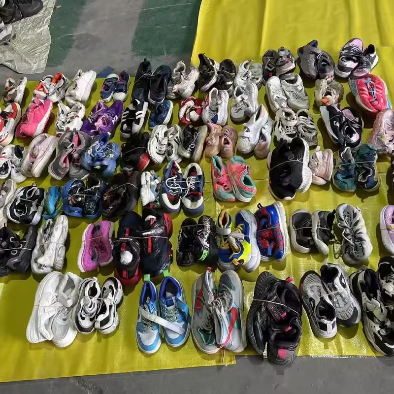 Wholesale cheap second-hand shoes for women men sports running bale sneakers unisex stock used shoes Direct from the source