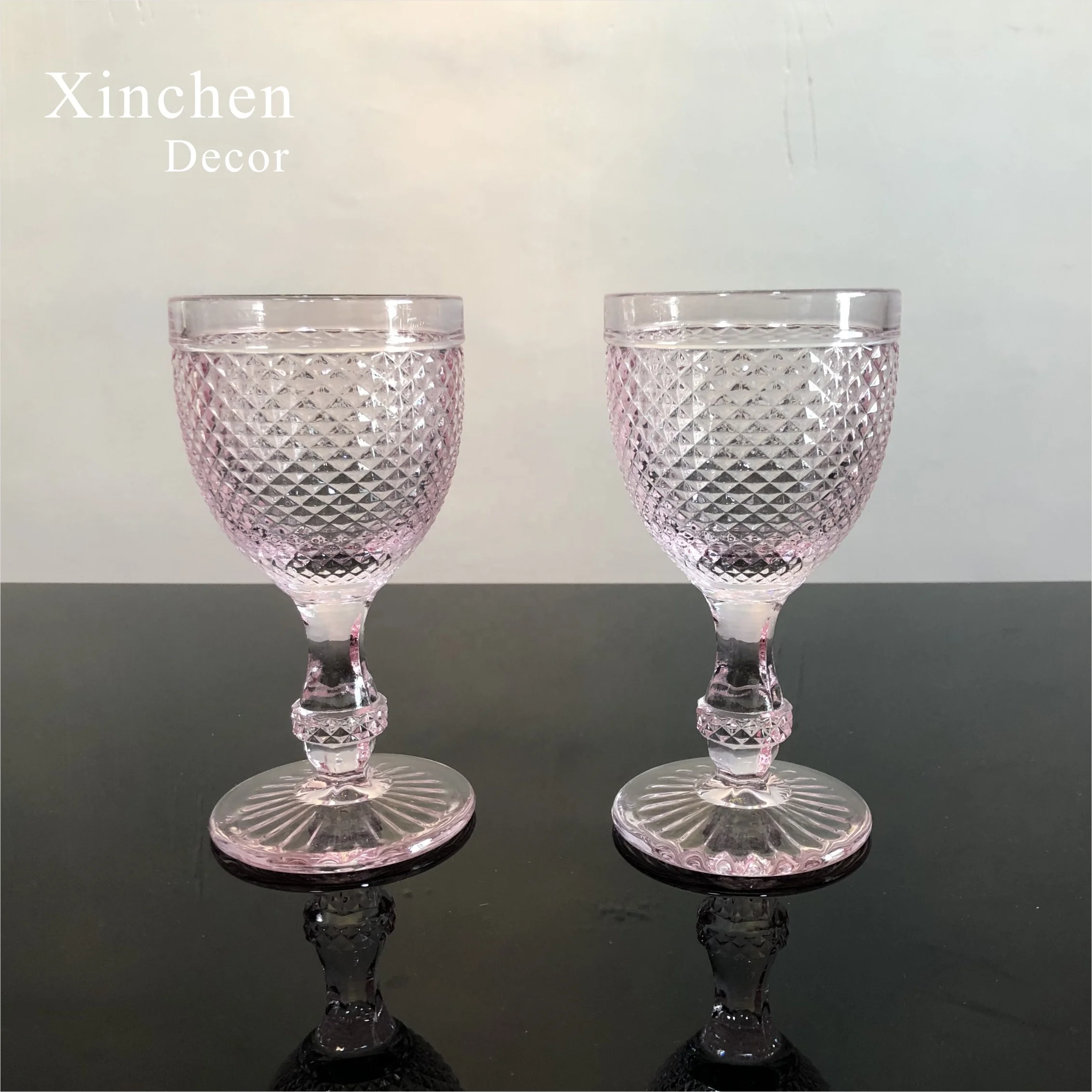 Wholesale Vintage Colored Glass Goblets Chic Diamond Wineglass For Party Event Decor