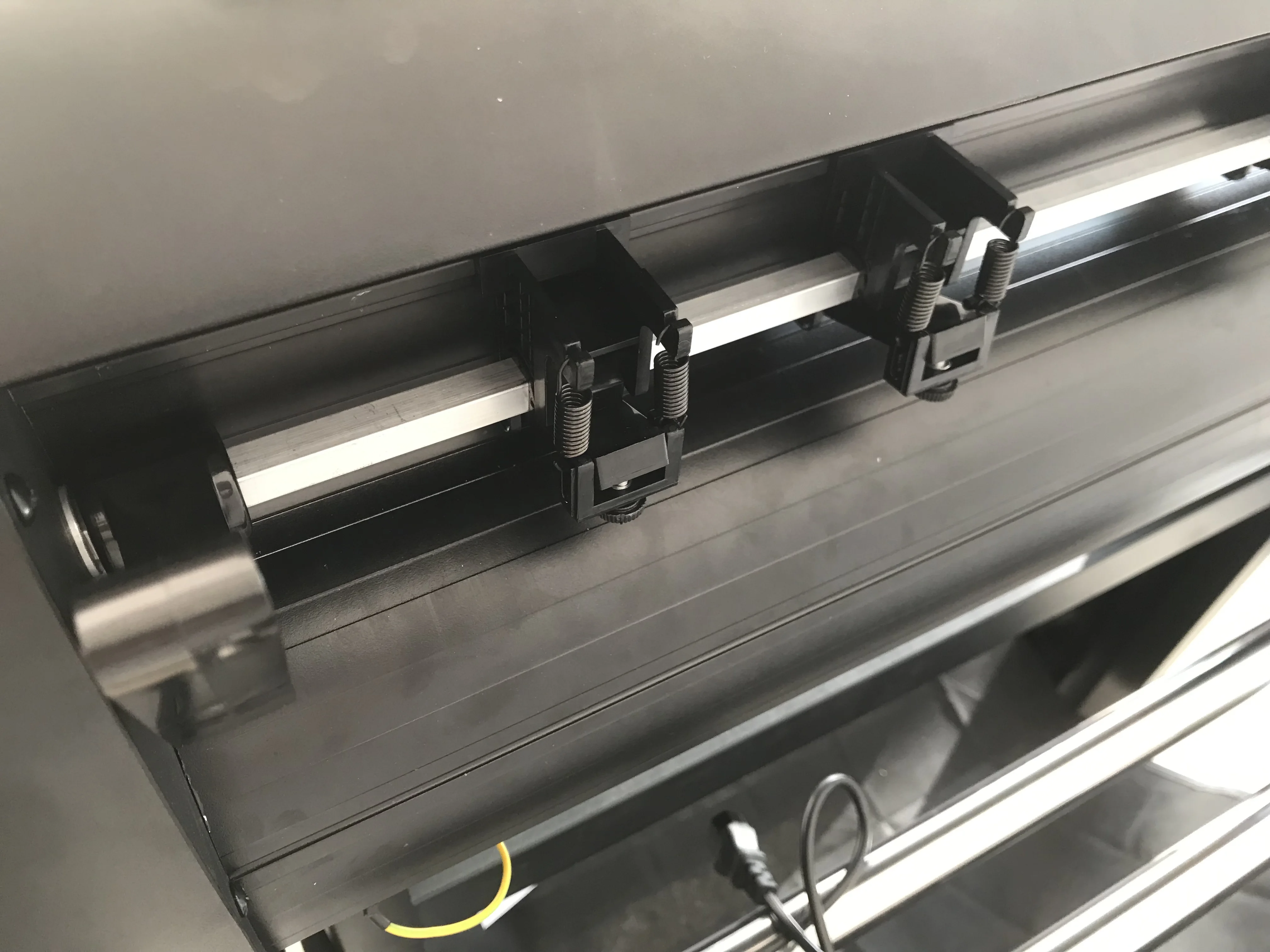 Easy to operate touch display INQI brand vinyl cutting plotter 2023 new product