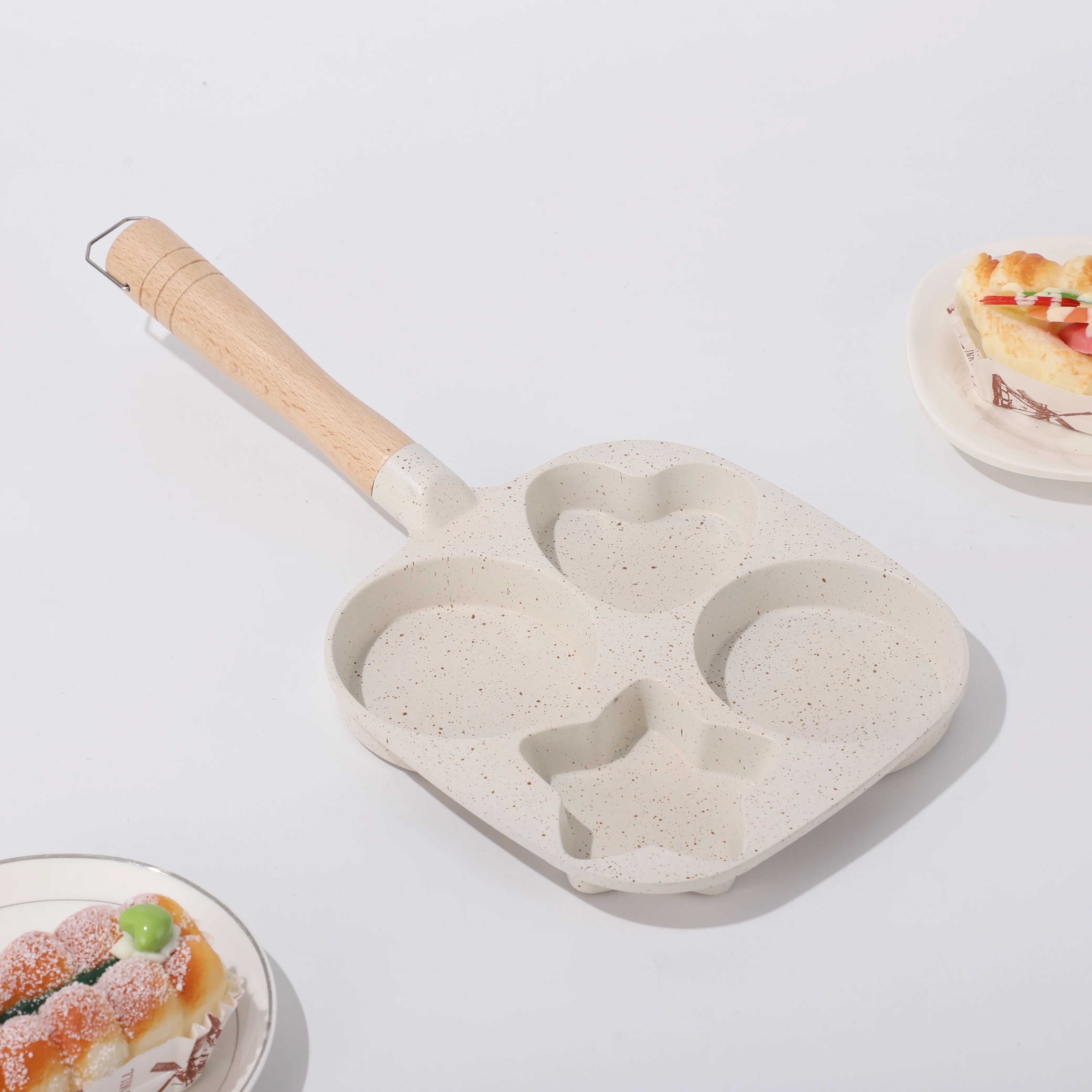 Factory Cheap Price 35X18.5X2.5 Size Frying Pan For Coating Forged Fry Pan Cooking Egg Cake