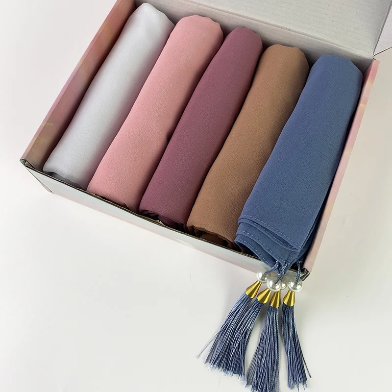 5pcs/Box Chiffon Hijab Beaded Pearls Scarf With Tassel Solid Color Muslim Shawls Headband Islamic Headscarf Box Foulard