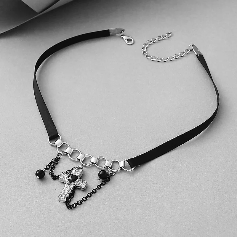 Cowboy hat cowboy boot sweet acrylic Bow Cross personality retro necklace