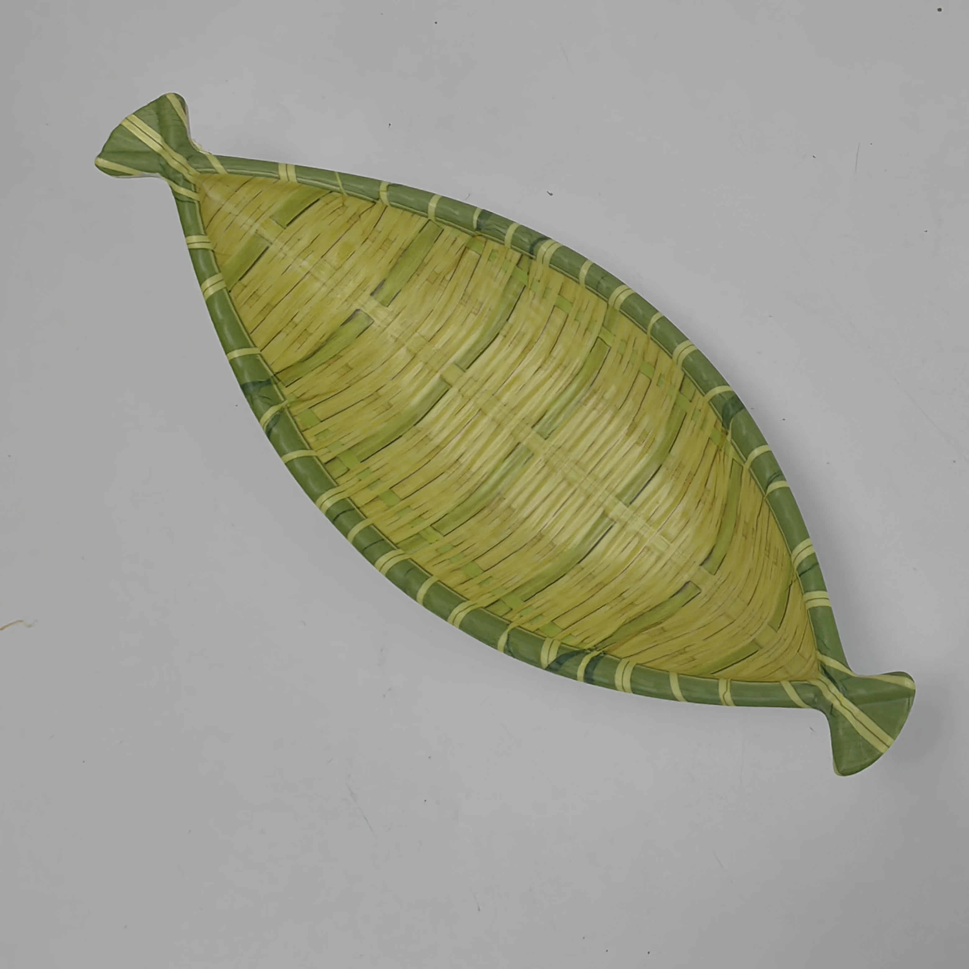 2023Small Bamboo Basket Fruit Woven Bamboo Food Tray Sushi Boat Bamboo Woven Mimetic rattan basket  Plate Handmade Basket