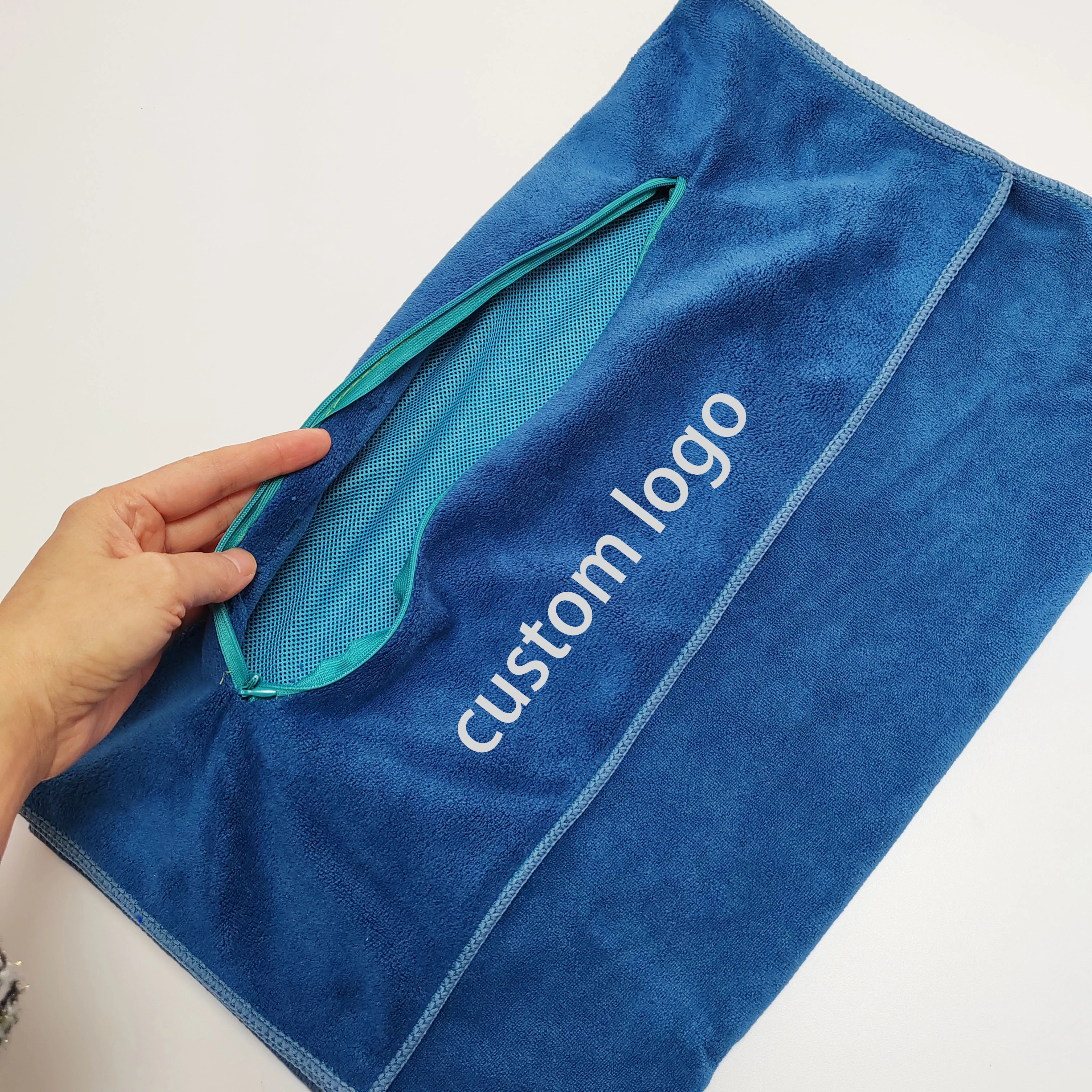 gym towel custom design logo salon sport fitness weight bench towel with hood zipper pocket logo embroidery Sport Gym Towel