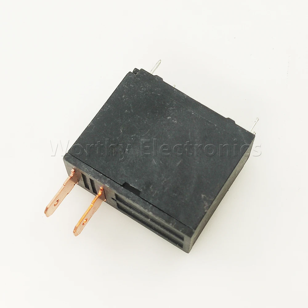 Реле 12VDC 17A 4PIN 302WP-1AH-C M02