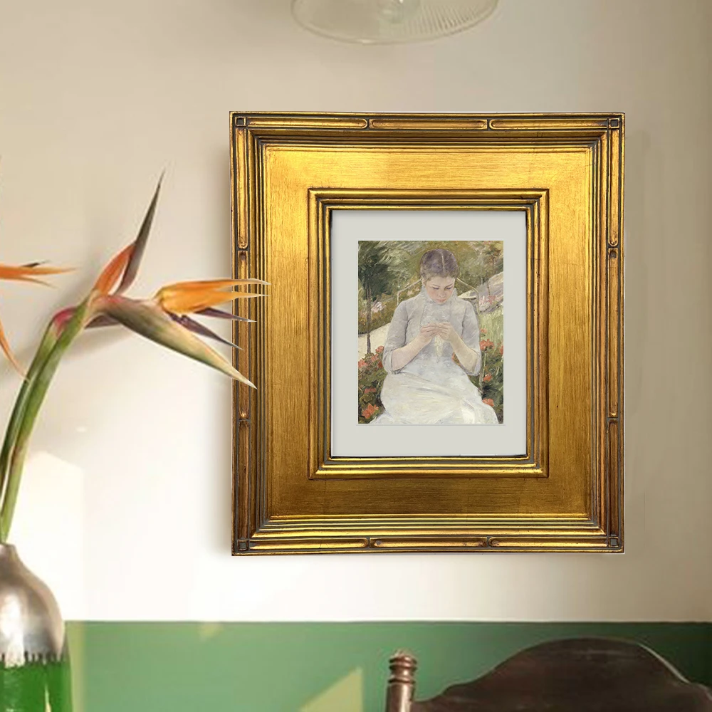 Wholesale PE Retro Classic 5*7 6*8 8*8 8*10 10*10 Custom Gallery Frame Photo Picture Frames for Home Decor