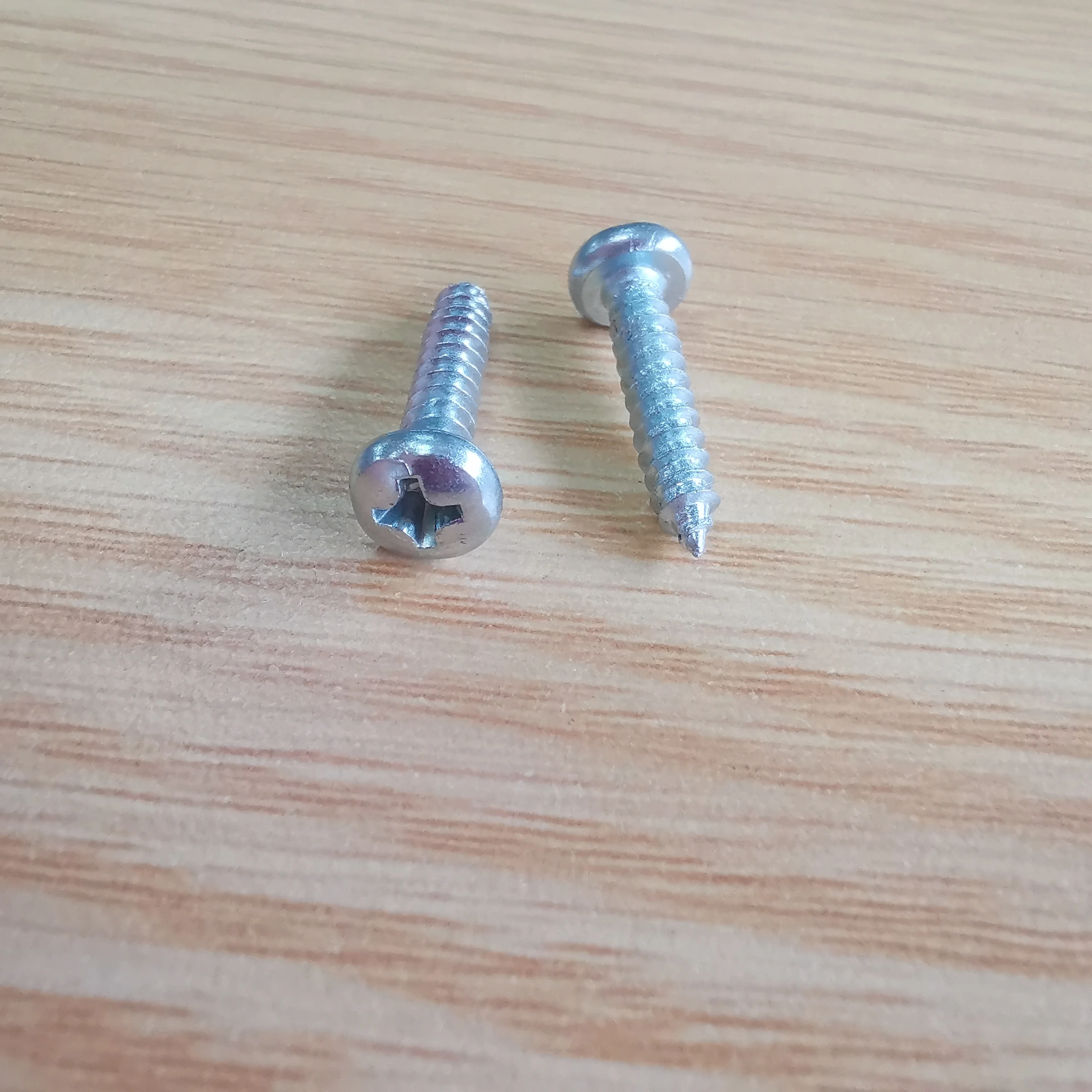 Universal Number License Plate Fixing Bolt Screws WIth Hinged Screw Covers