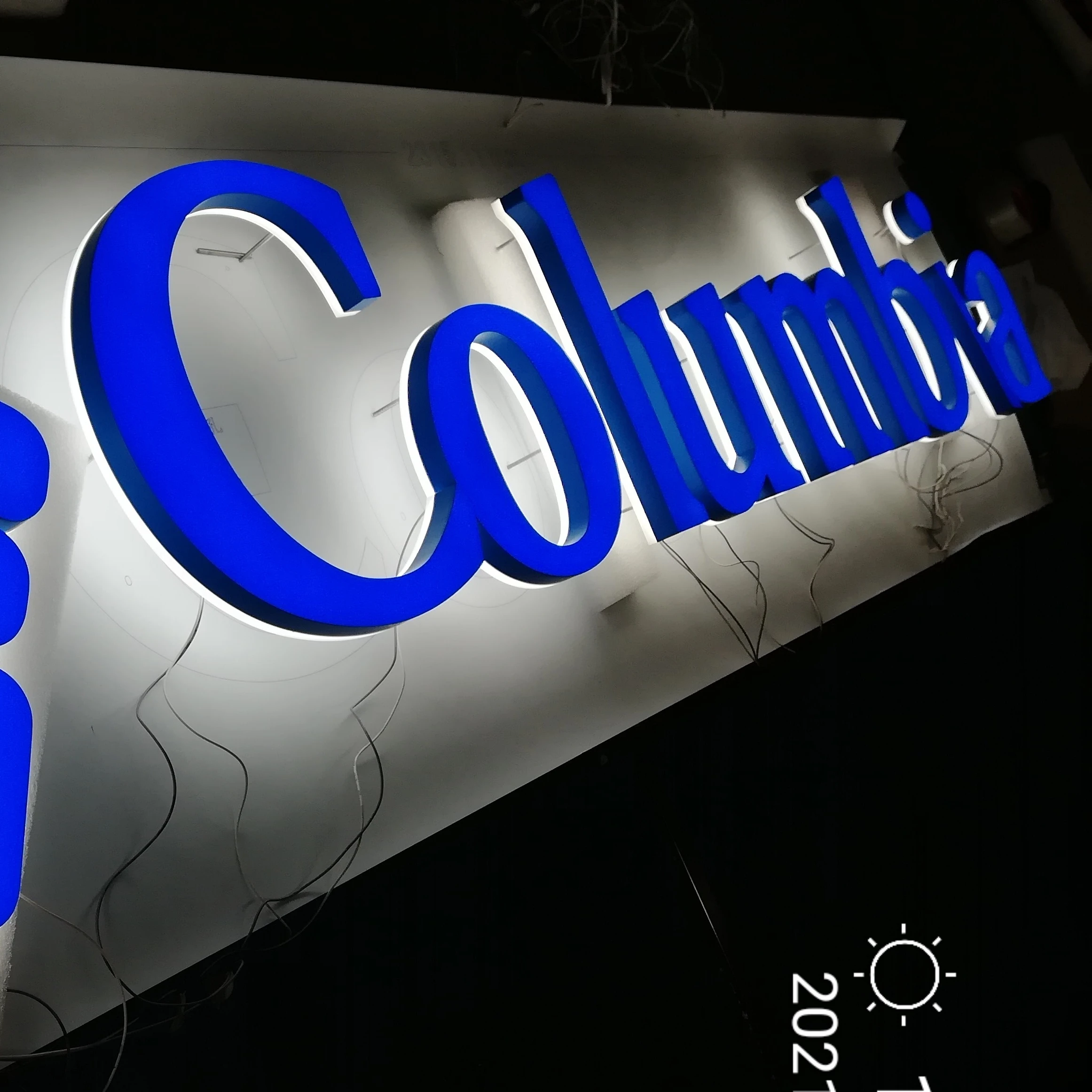 Yijiao Modern  Custom Logo Metal Digital Aluminum LED Best Selling For Hotel Door