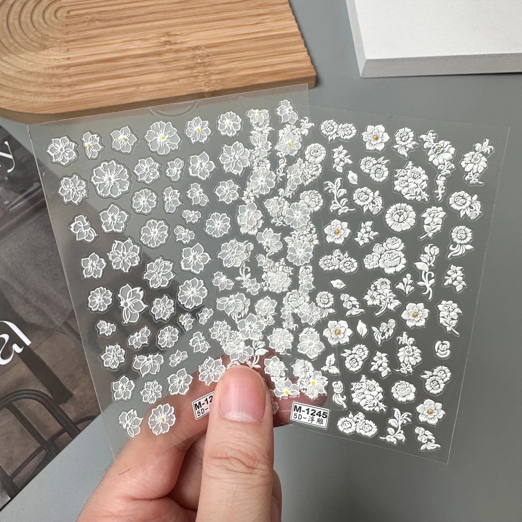 Factory Direct 5D White Flower Nail Art Stickers Design Embossed Nail Decal Manicure Stickers for Nail Salon