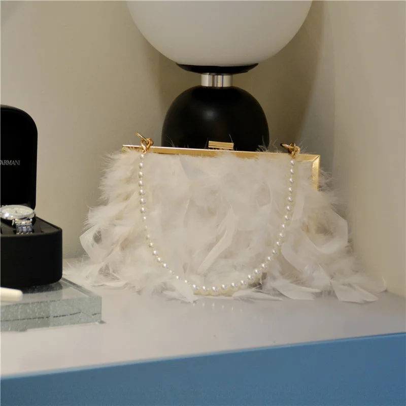 New European and American cross-border winter Turkey feather lady bag with ostrich feather pearl chain one-shoulder dinner bag