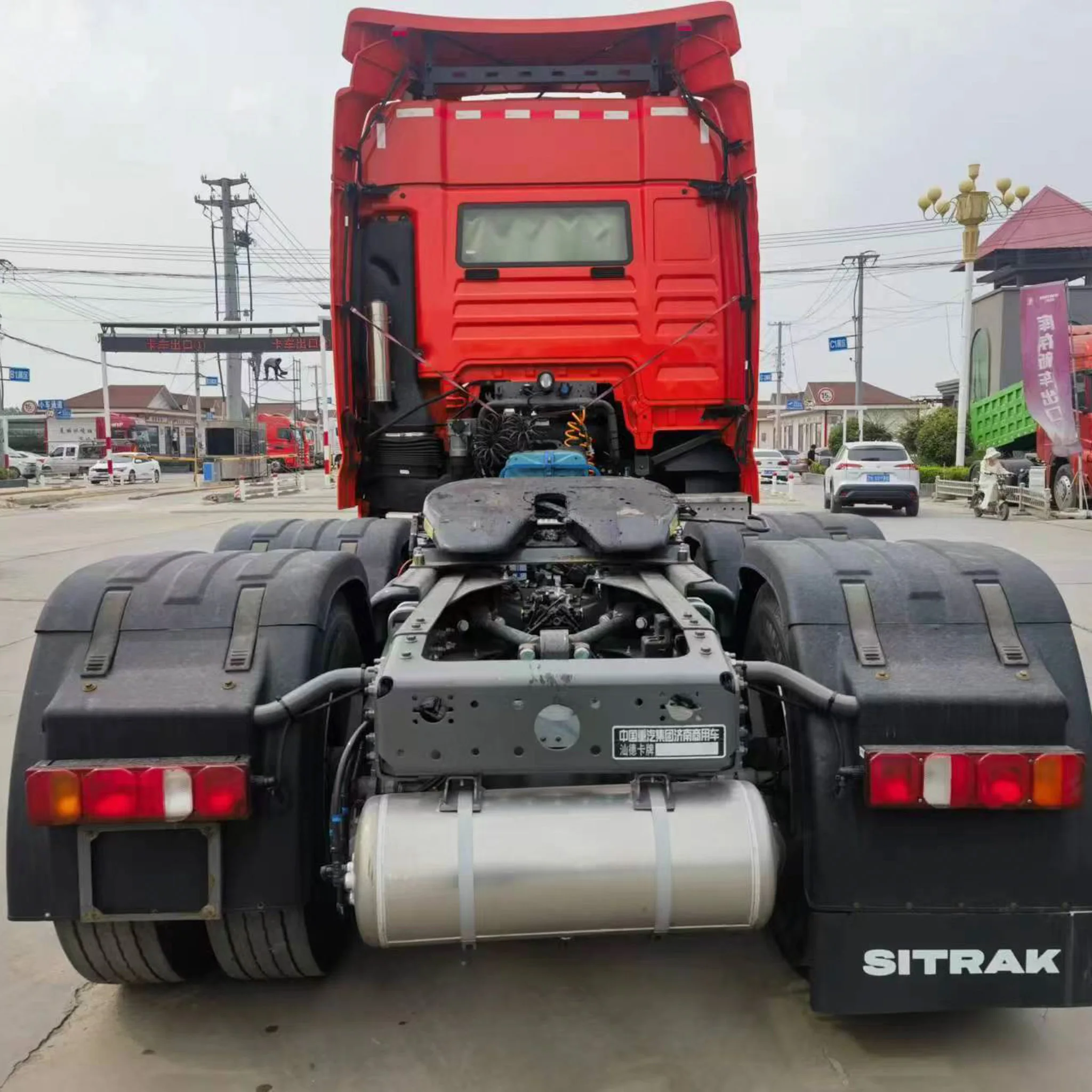 Тяжелый грузовик SITRAK G7S 610 л.с. 6x4 тягачи с головкой по выгодной цене