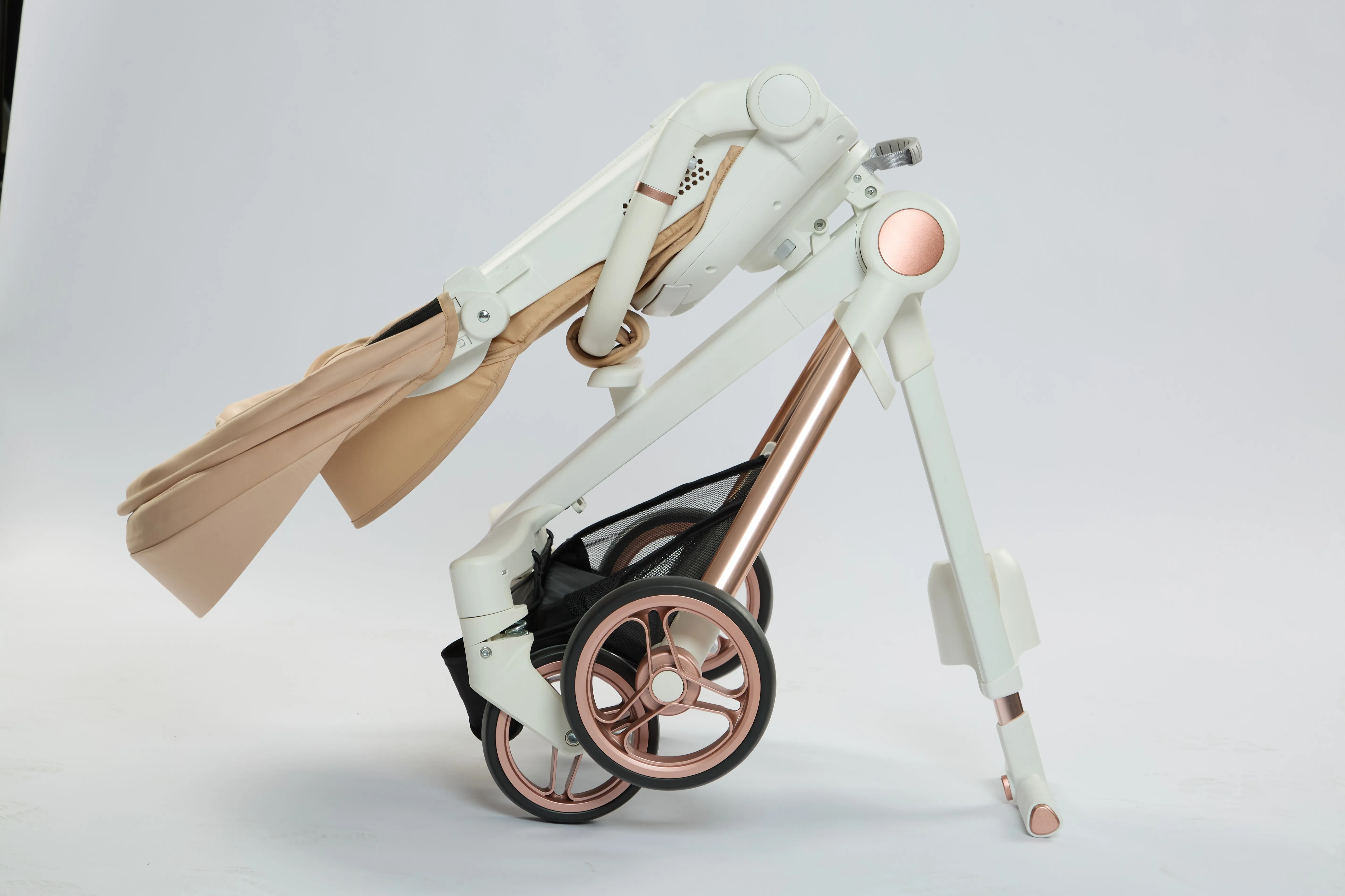 Lightweight Foldable Baby Stroller  Wholesale Classic Luxury  with 3-section Canopy for Babies Manufacture for Outdoor