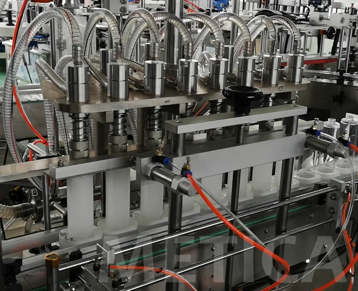 Машина для розлива духов METICA для косметической промышленности, машина для розлива и обжима, машина для нанесения этикеток, круглая линия для парфюма и лосьона