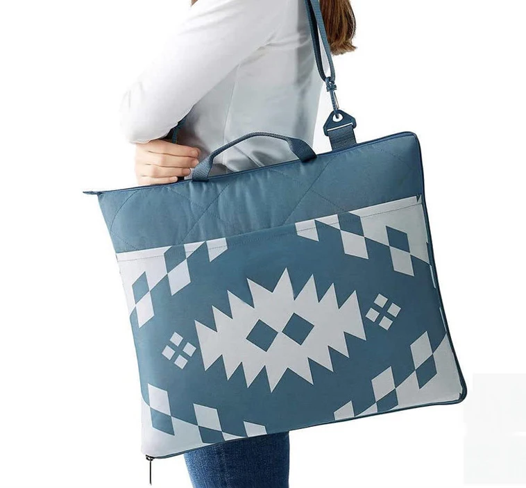 Outdoor Ethnic Style Picnic Blanket Mat Worn on the Shoulder Foldable Handbag OEM Pattern Poly Pongee Oxford Cloth Underlay