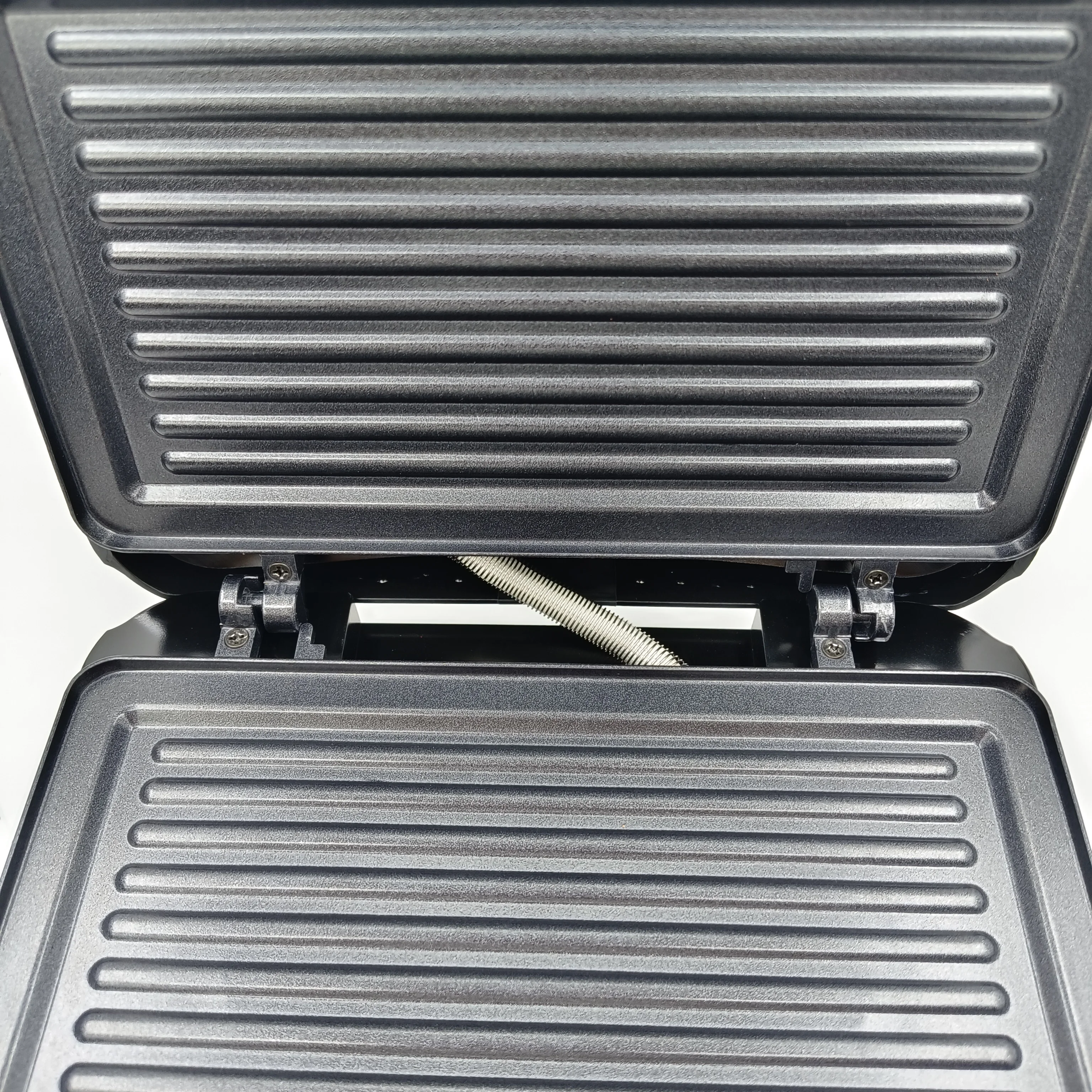 Hot Selling High Performance Sandwich Maker Lightweight and Convenient Maker Machine With Double-sided Heating