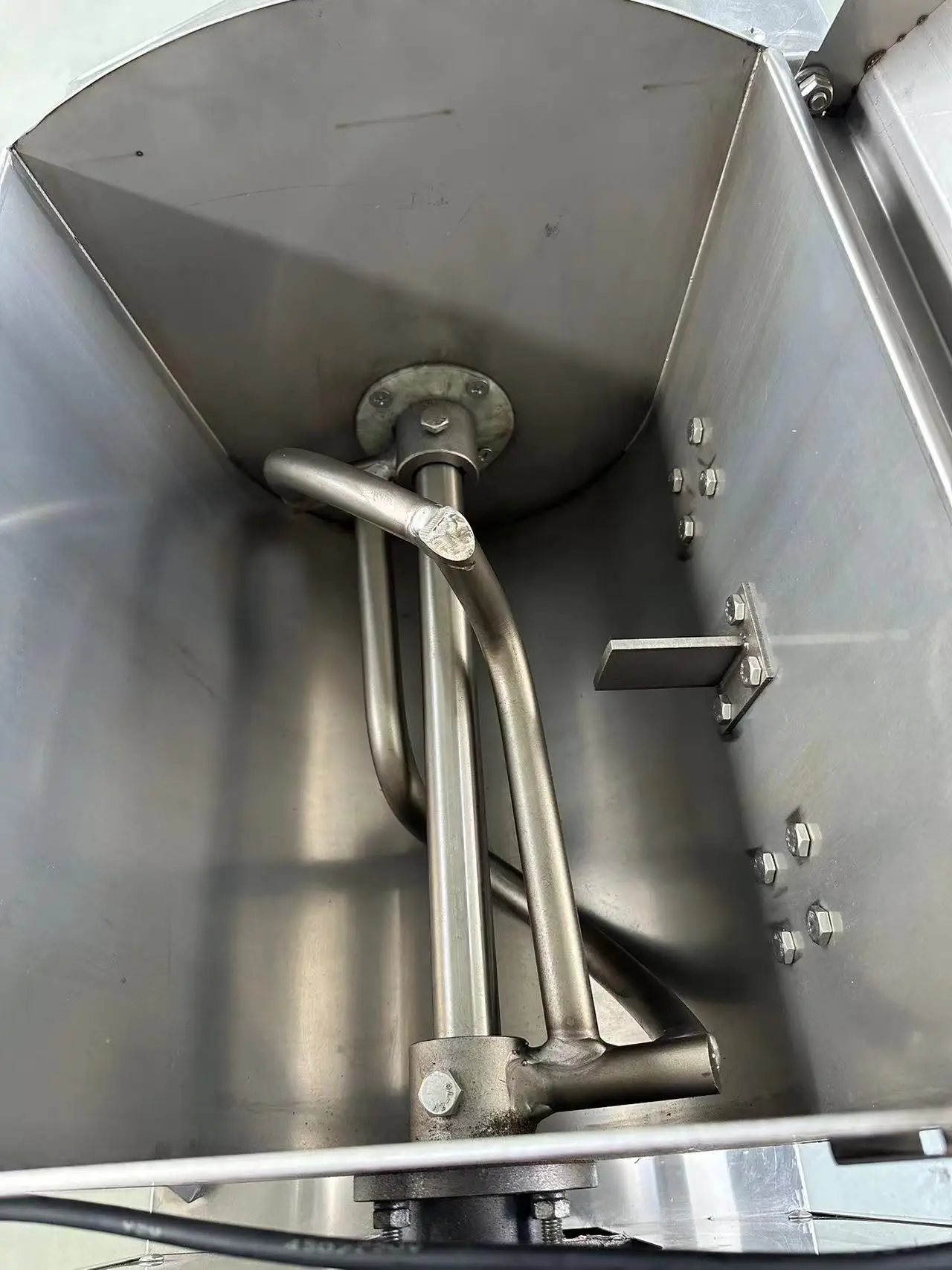 High Speeds Food Mixer Bakery Bread Machine Cake Baking Equipment 20 Liter Planetary Dough Mixer Flour Kneader