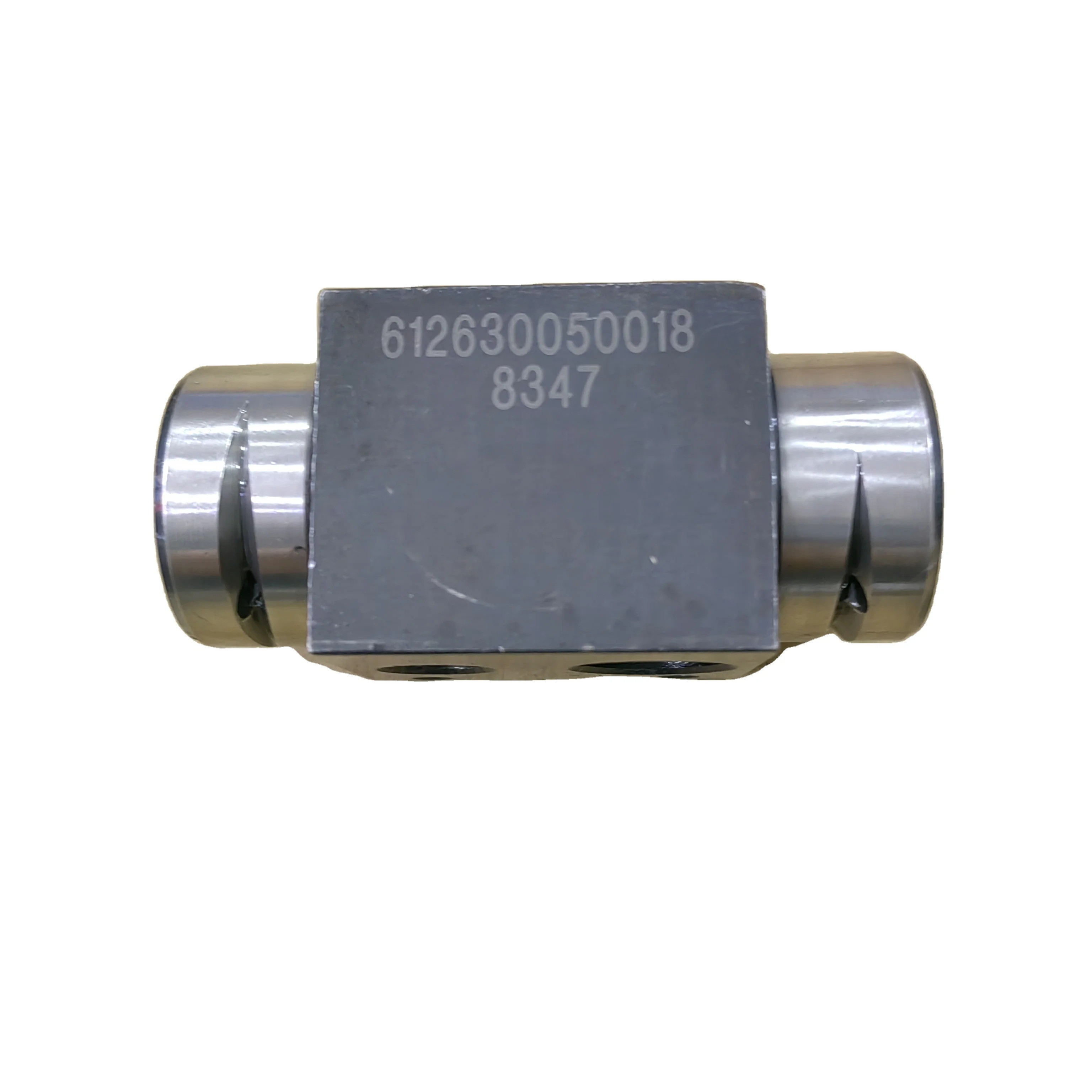 612630050018   Rocker arm shaft assembly    rocker shaft