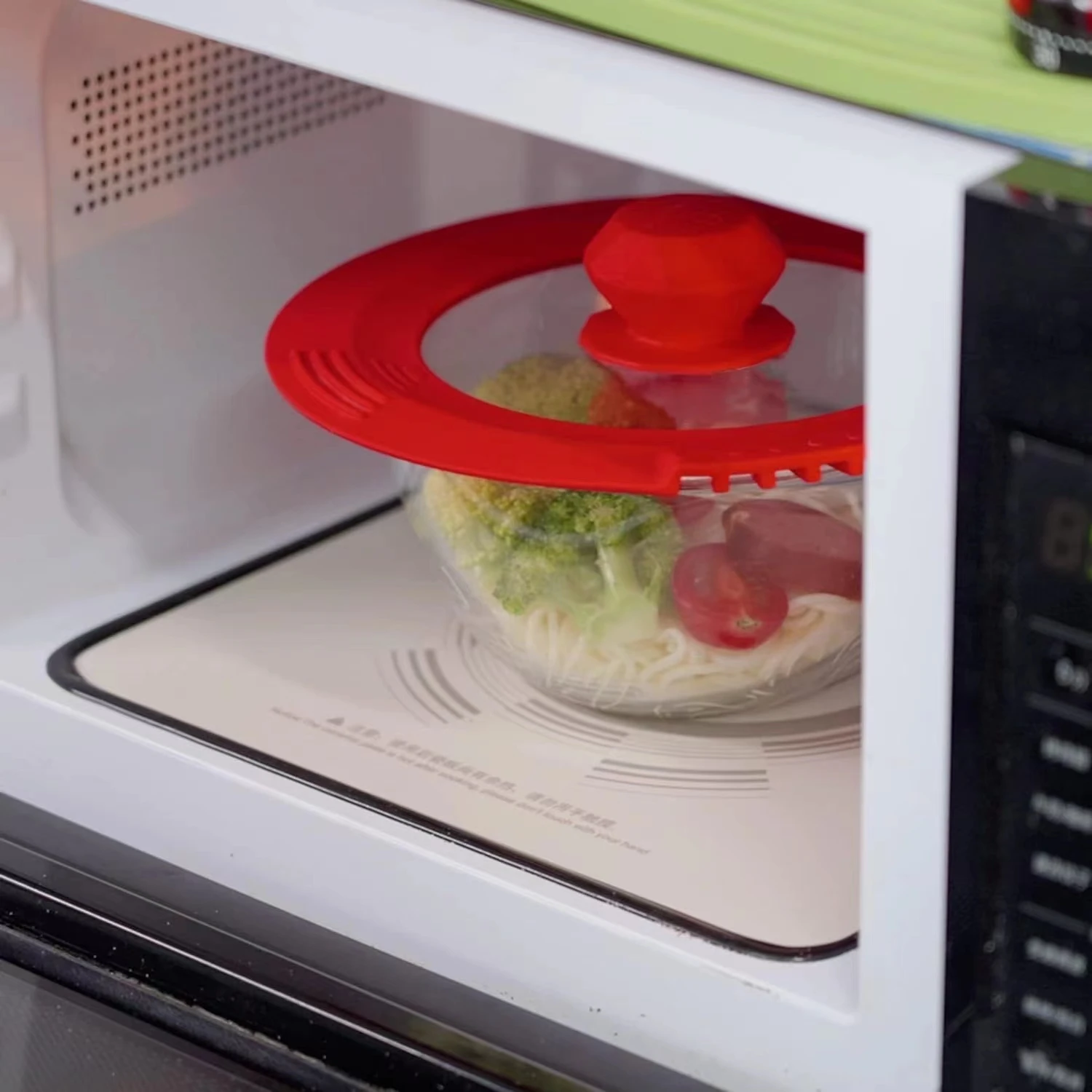 Ultra-Durable Tempered Glass Pan Lids Heat-Resistant Silicone Rim Microwave Water/Oil Pour Spout Universal Fit Cookware Parts